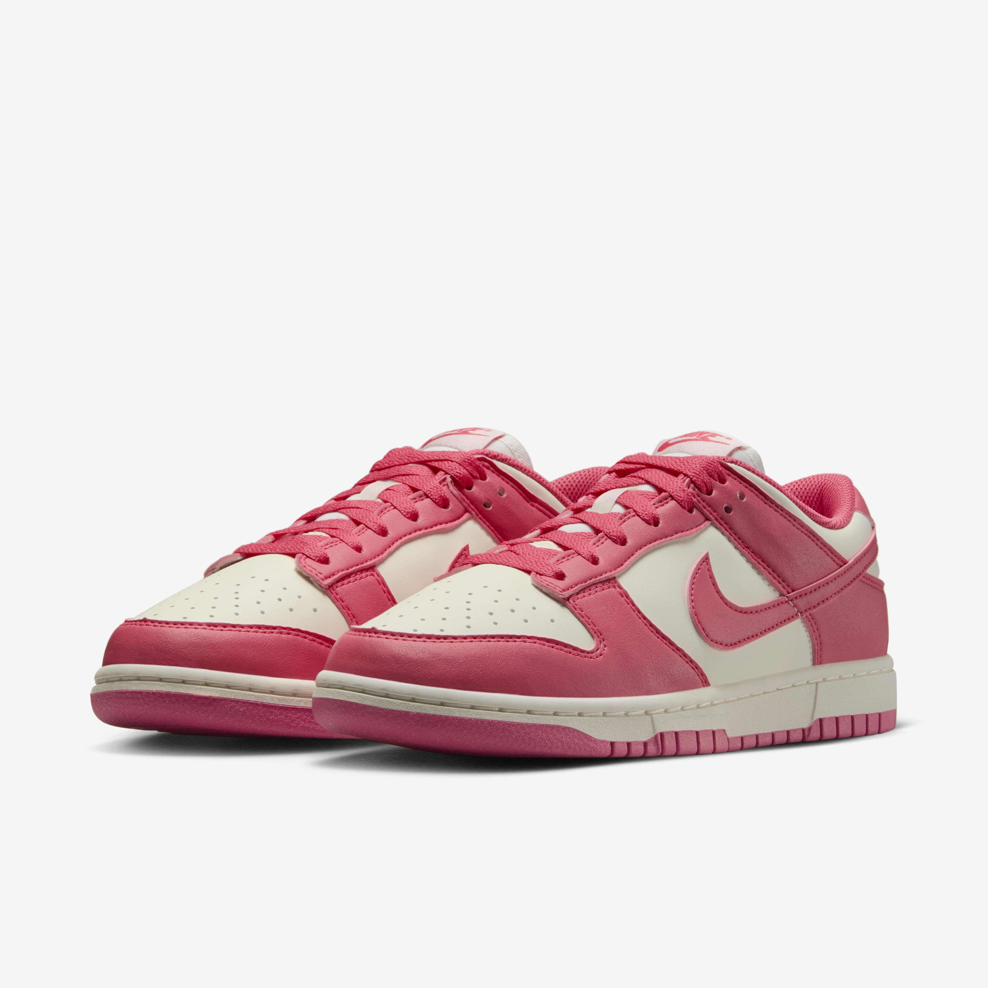 Nike Dunk Low Next Nature image number 4