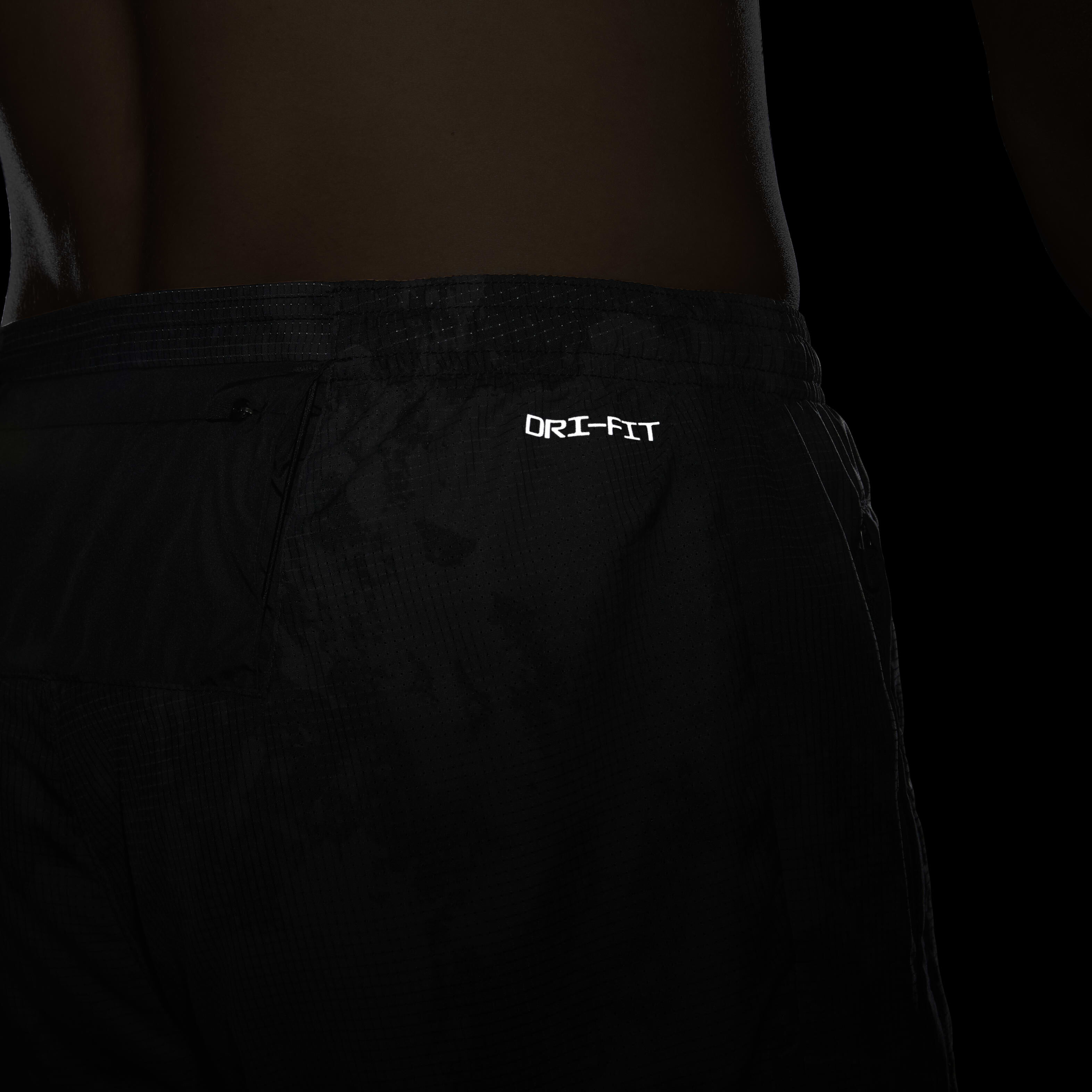 Nike Dri-FIT Run Division image number 7