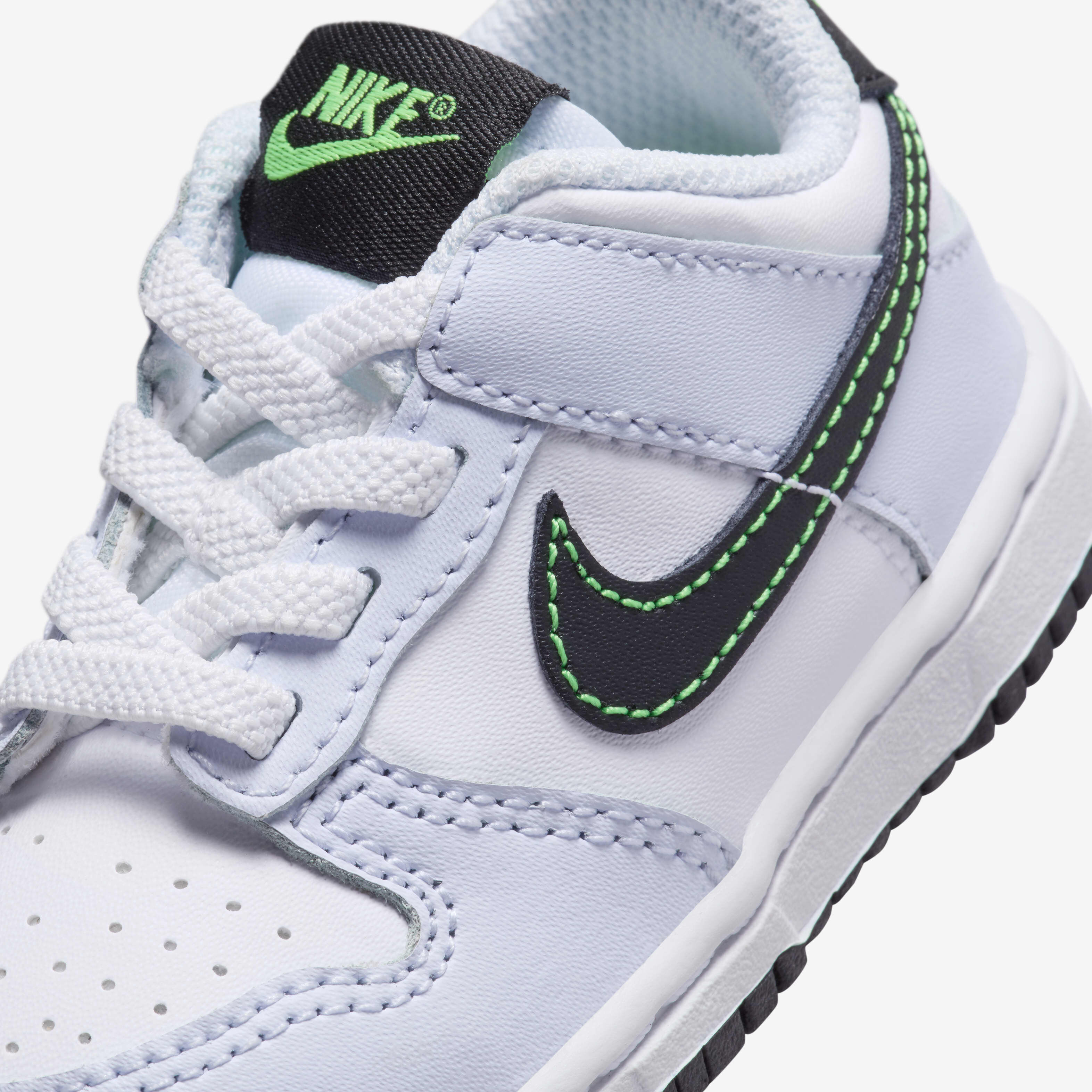 Nike Dunk Low image number 6
