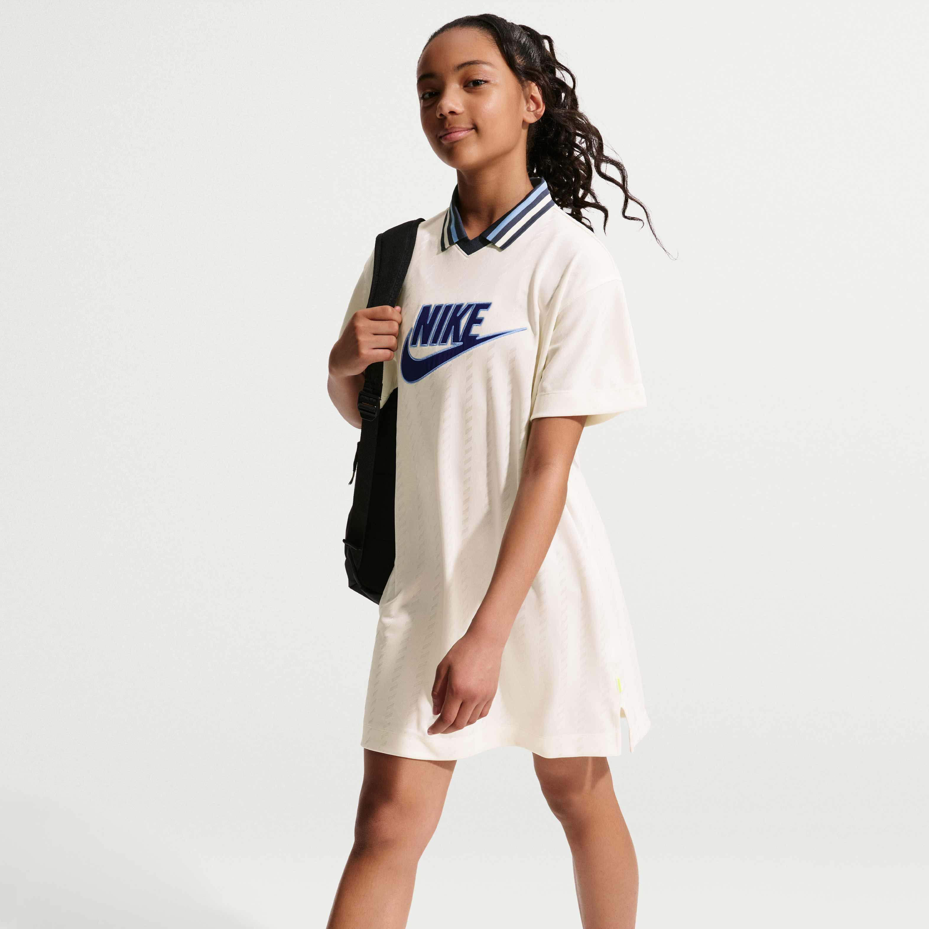 Nike Sportswear image number 3