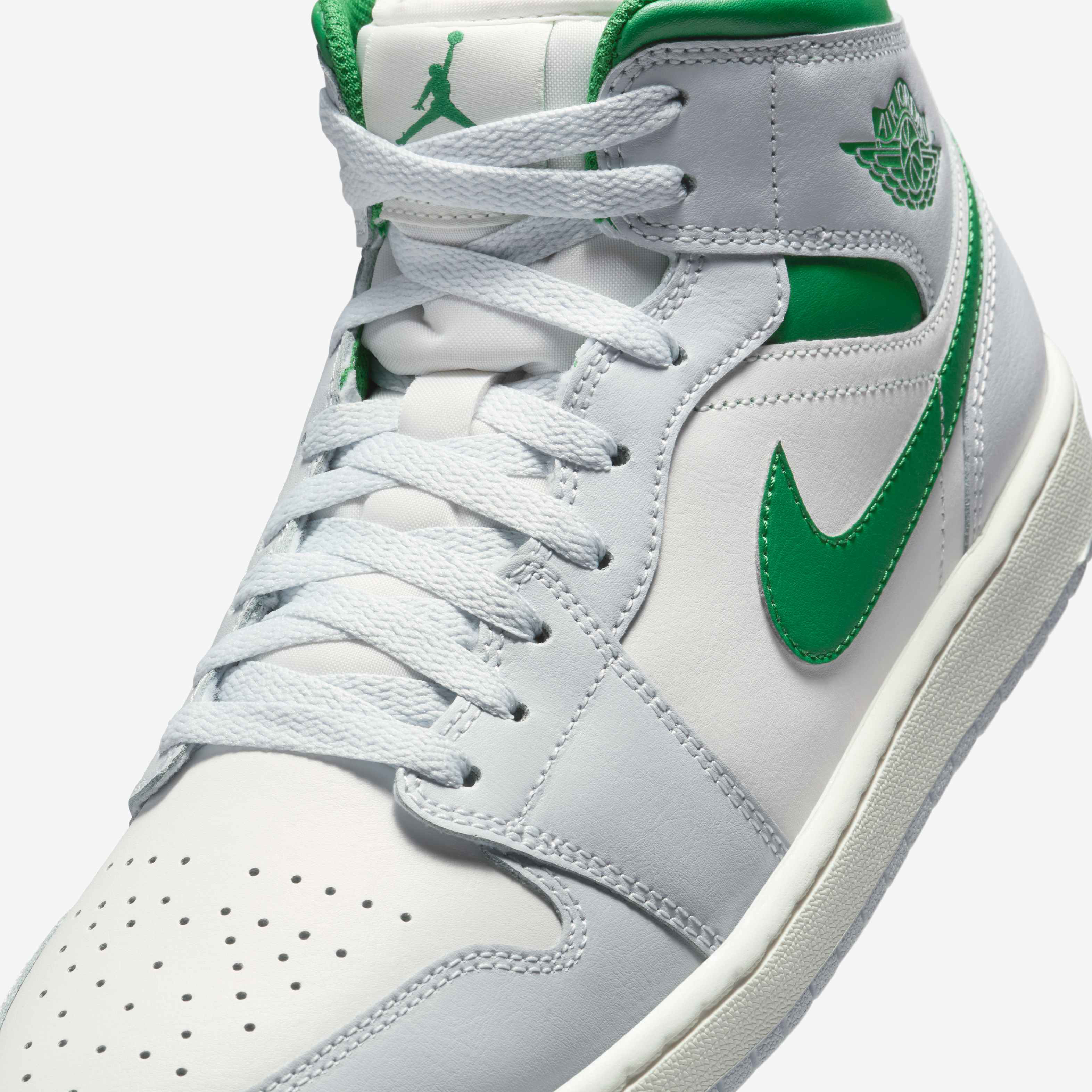 Air Jordan 1 Mid image number 6