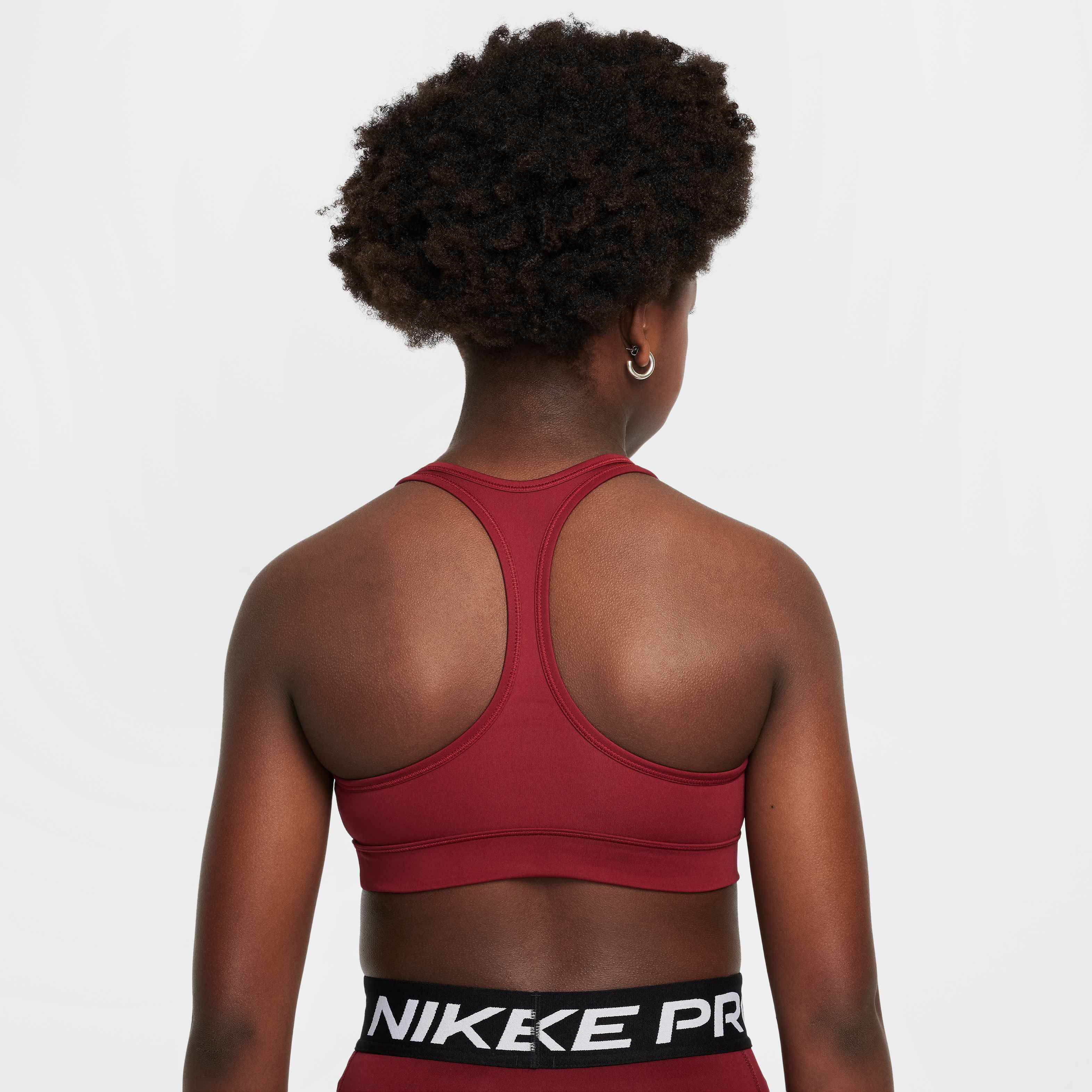 نايكي سووش image number 1