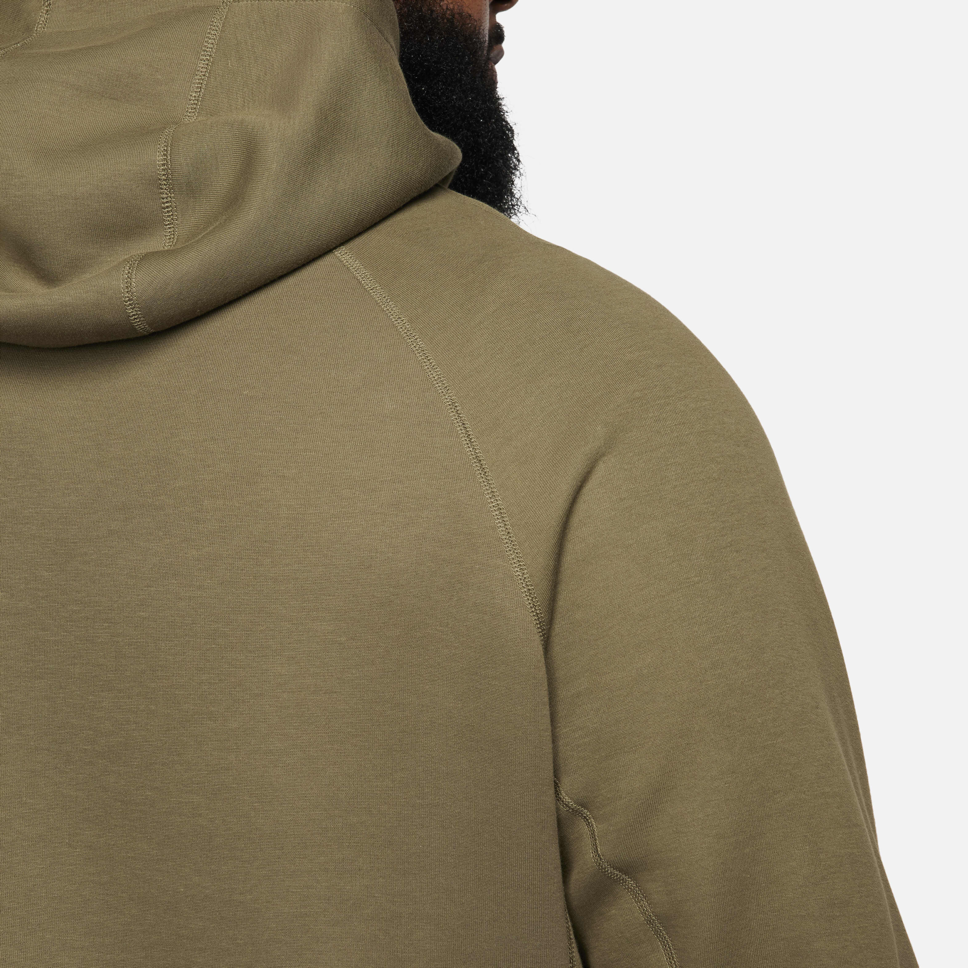 Nike Sportswear Tech Fleece image number 16