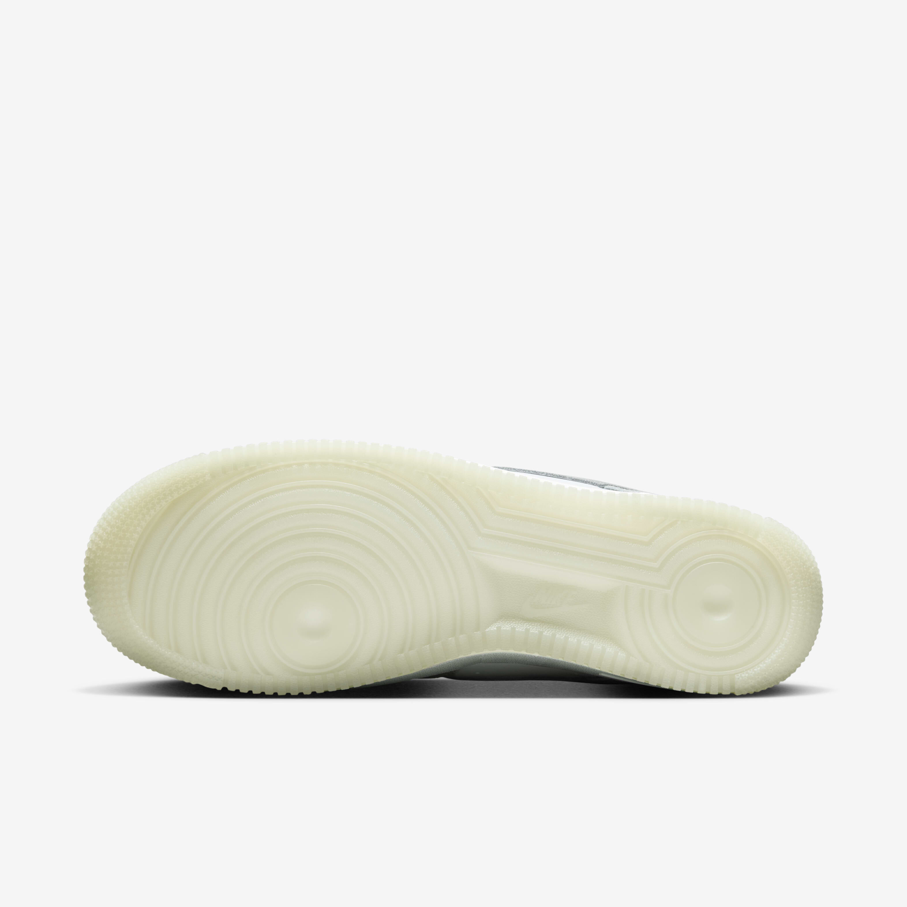 Nike Air Force 1 '07 LV8 image number 1