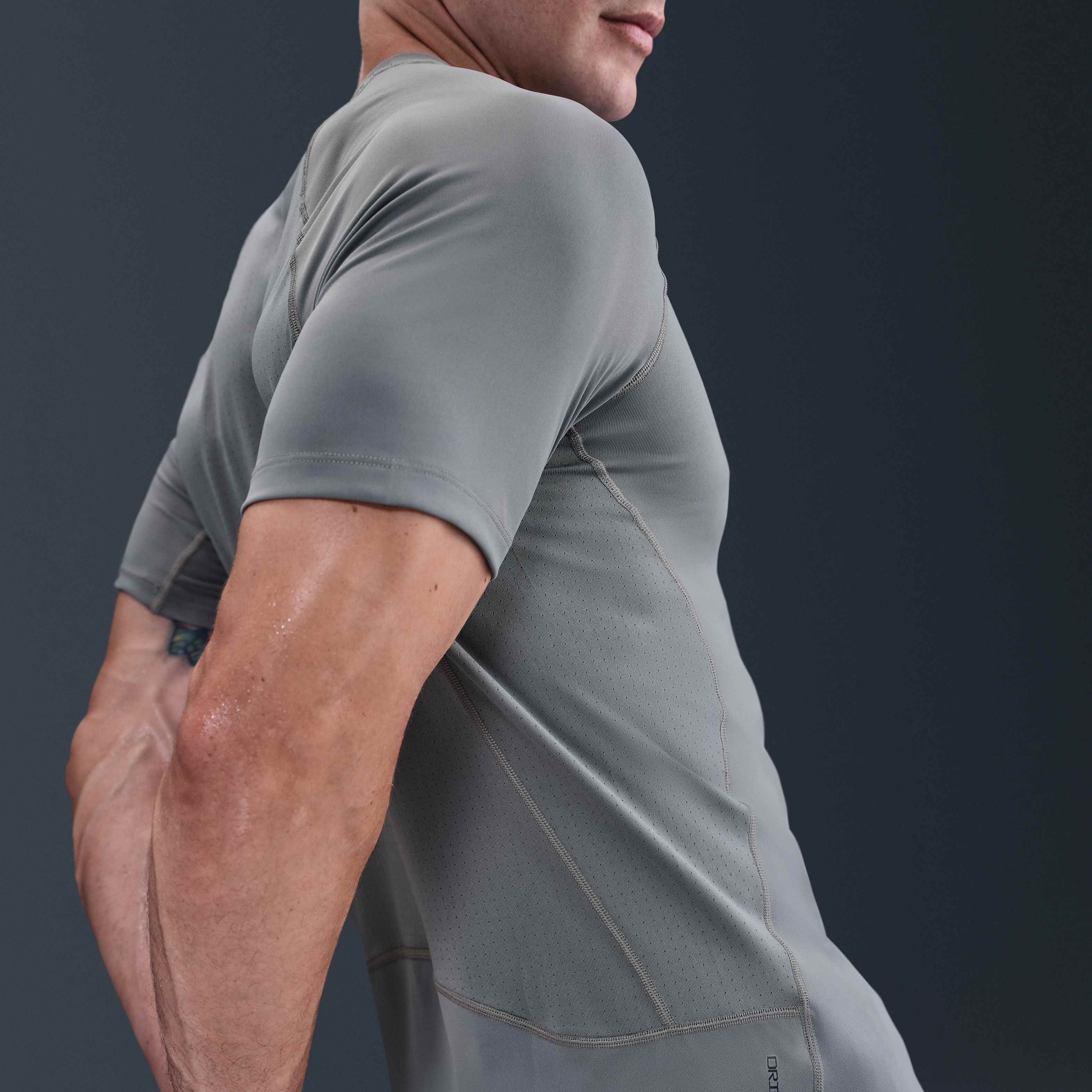 Nike Pro Training image number 1