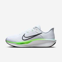 Nike Quest 6