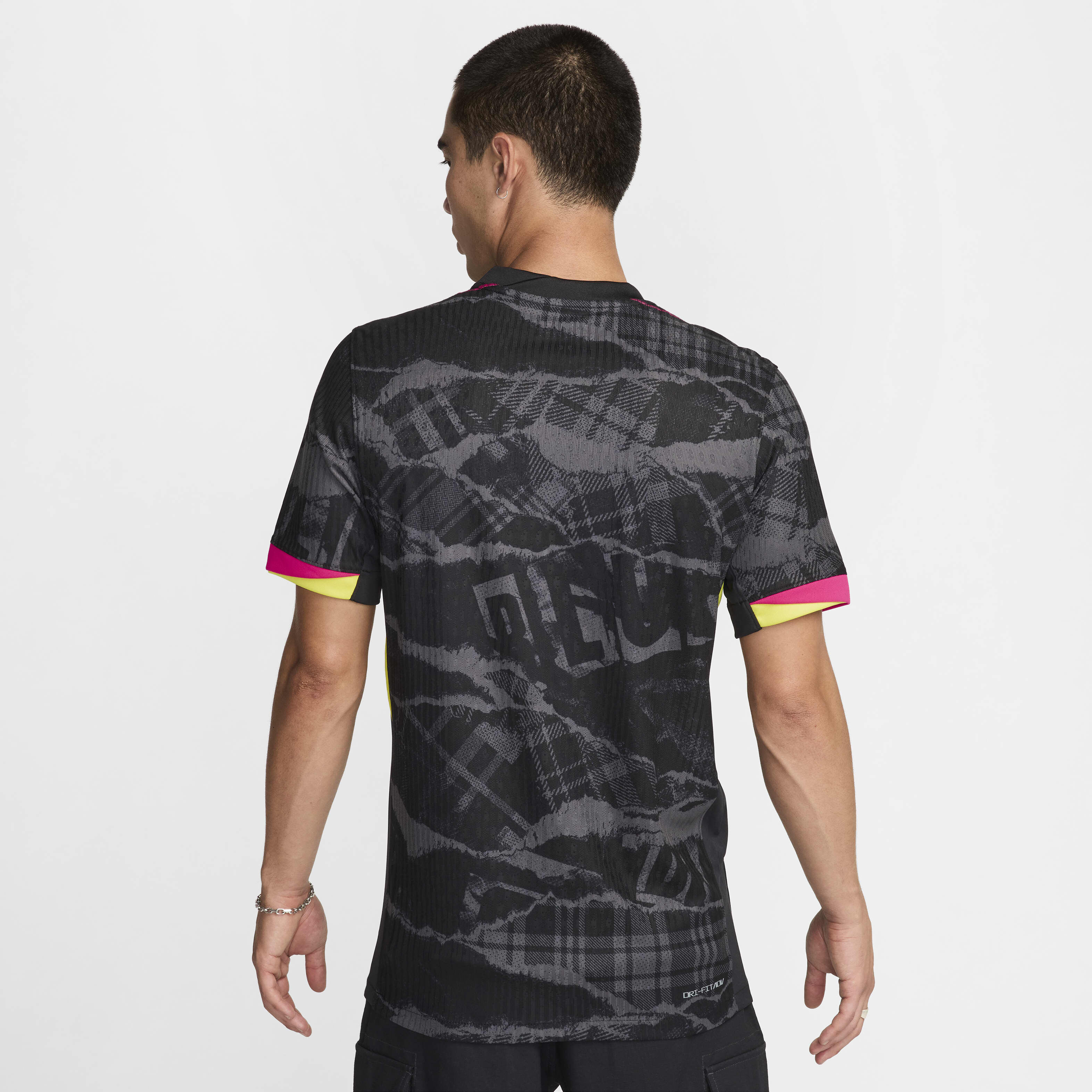 Chelsea F.C. 2024/25 Match Third image number 1