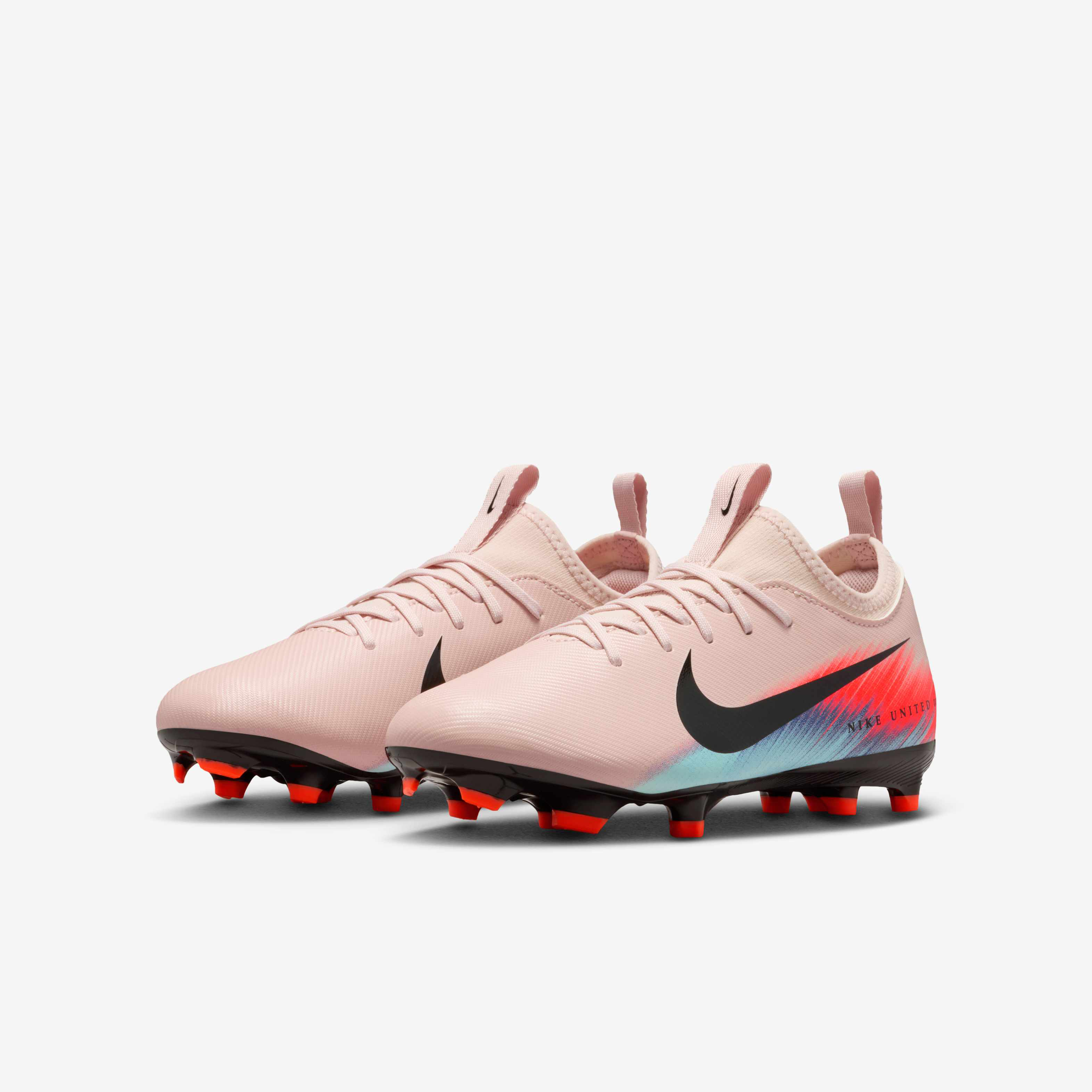 Nike United Jr. Mercurial Vapor 16 Academy image number 4