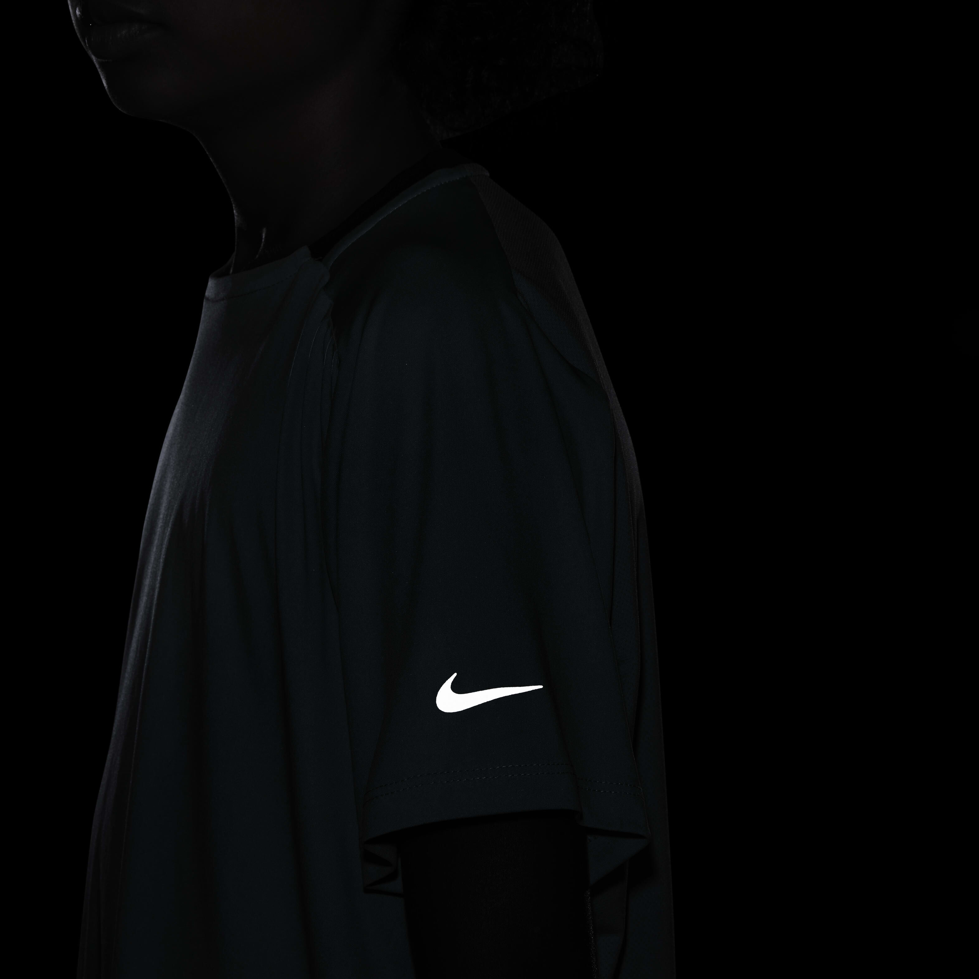 نايكي مالتي image number 6