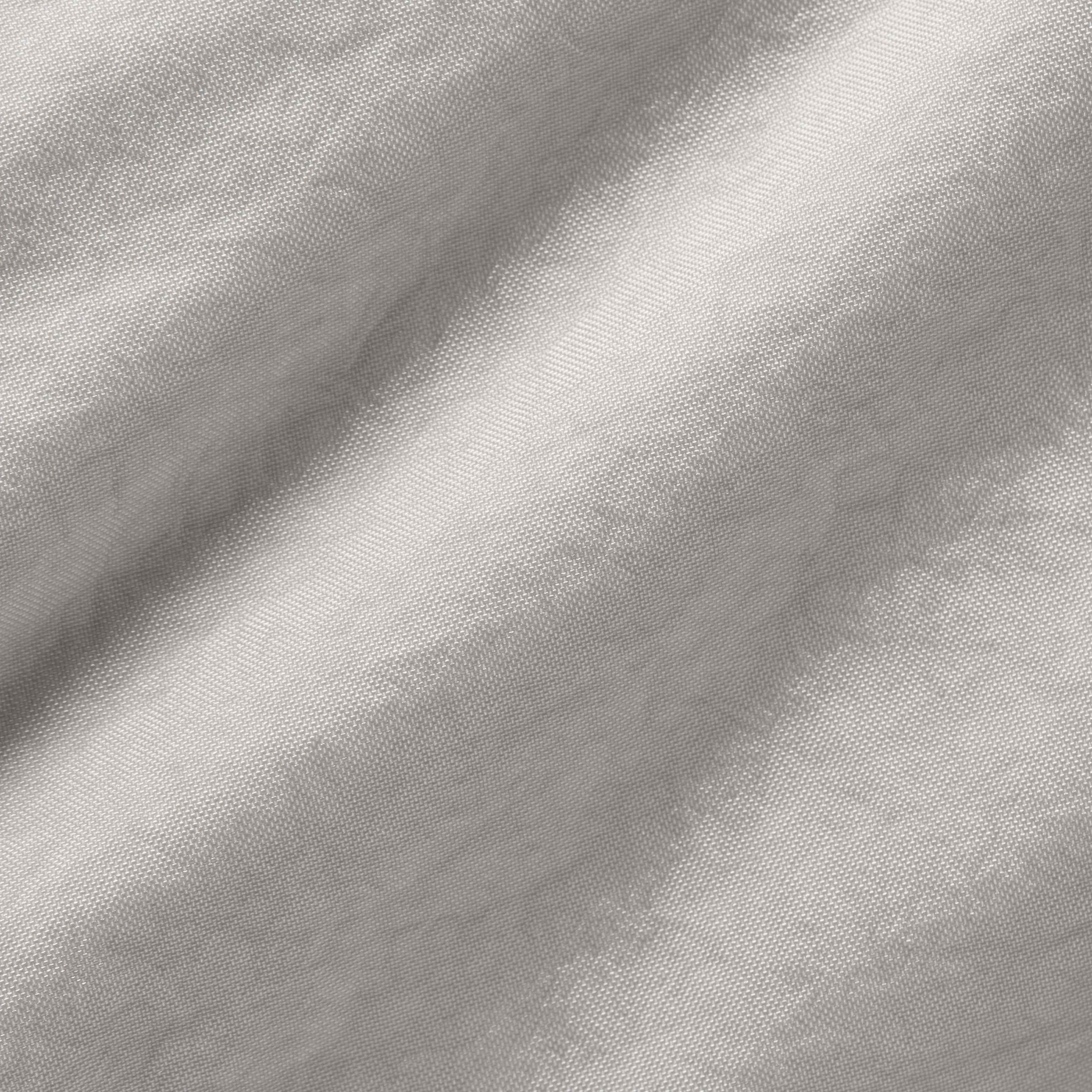 نايكي أورا image number 4