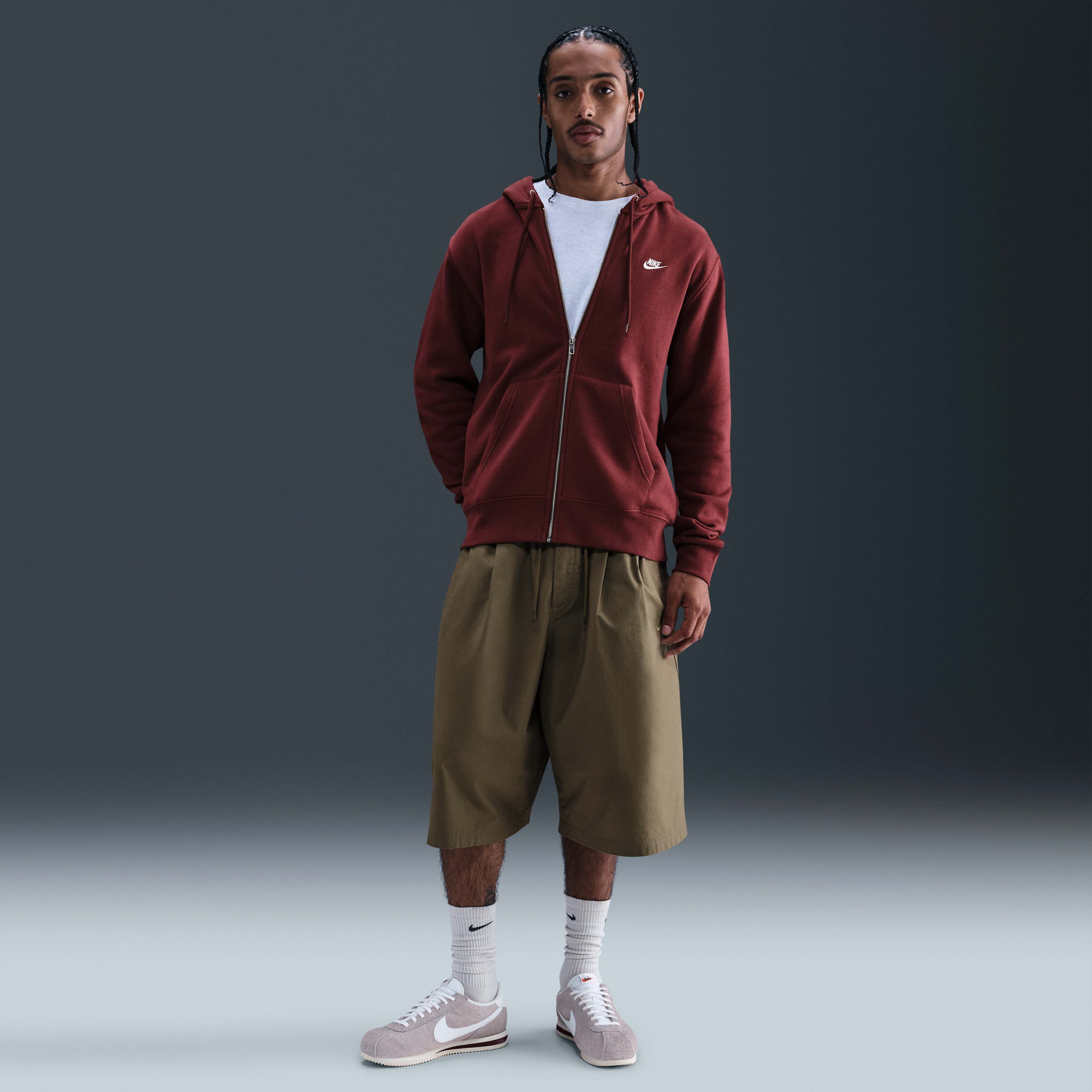 نايكي كلوب image number 3