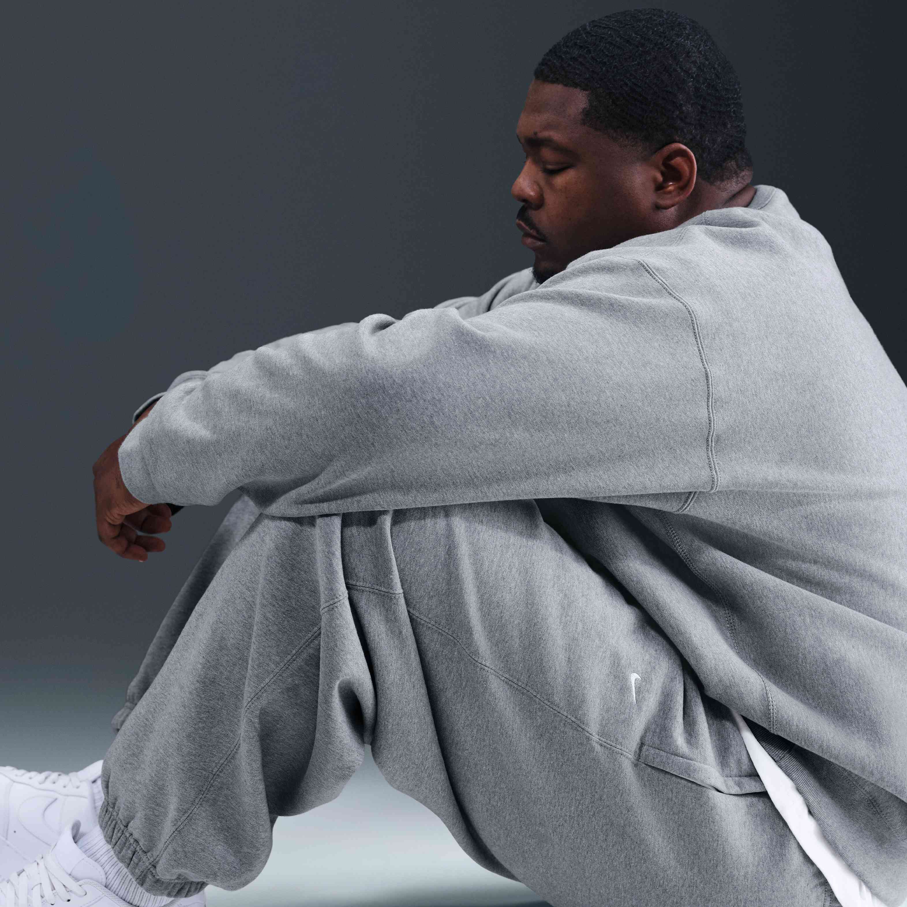 Nike Solo Swoosh image number 9