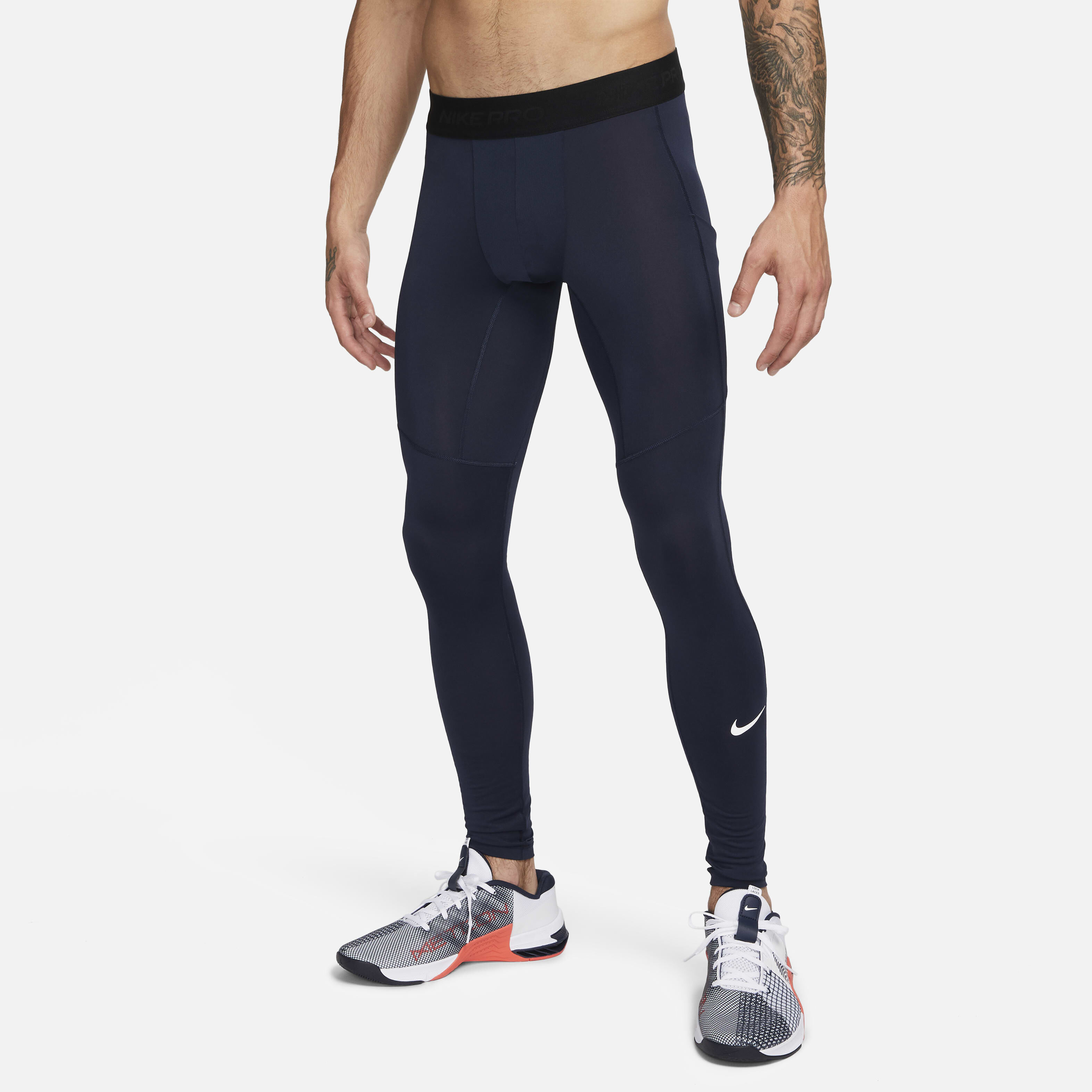 Nike Pro image number 0