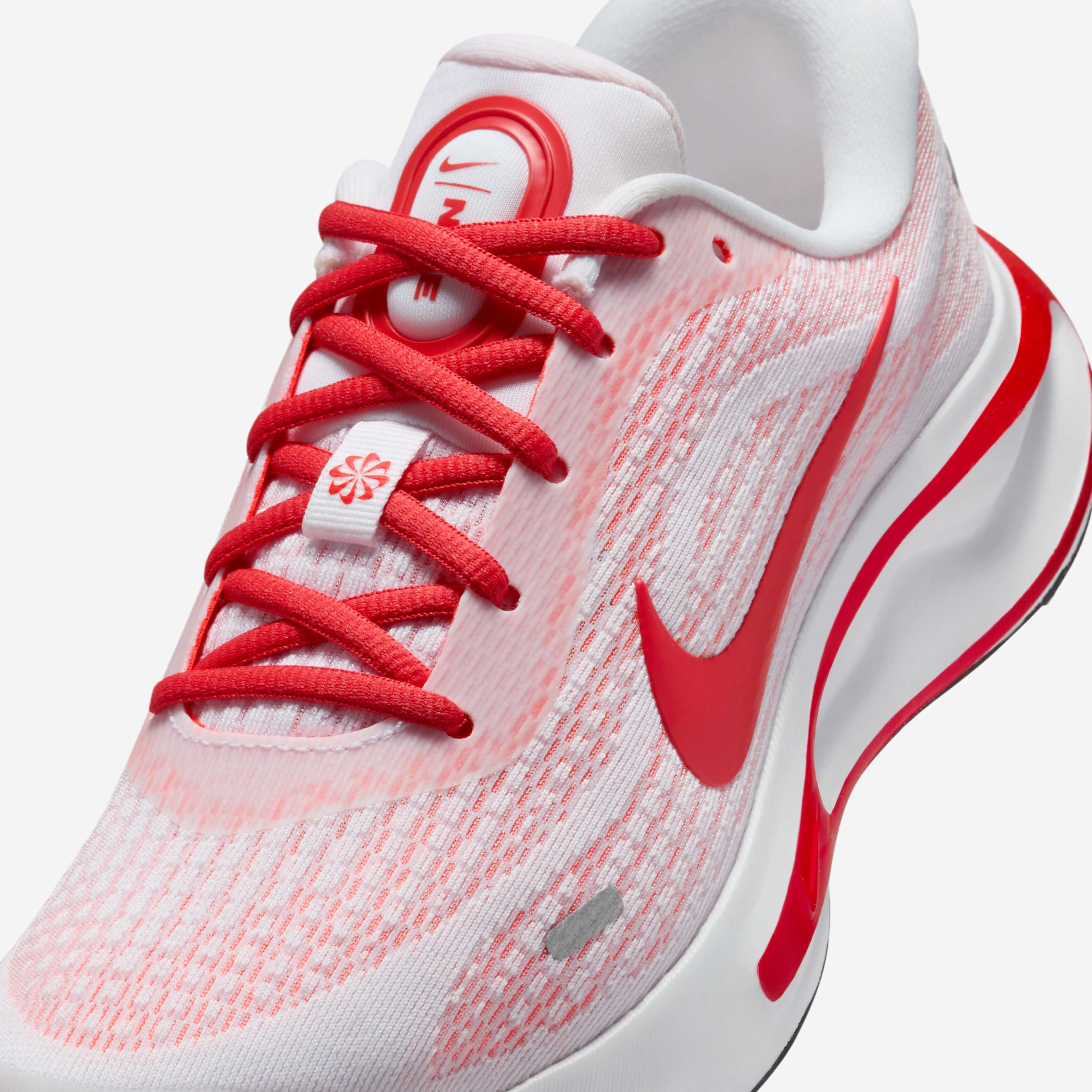 نايكي جيرني رن image number 6