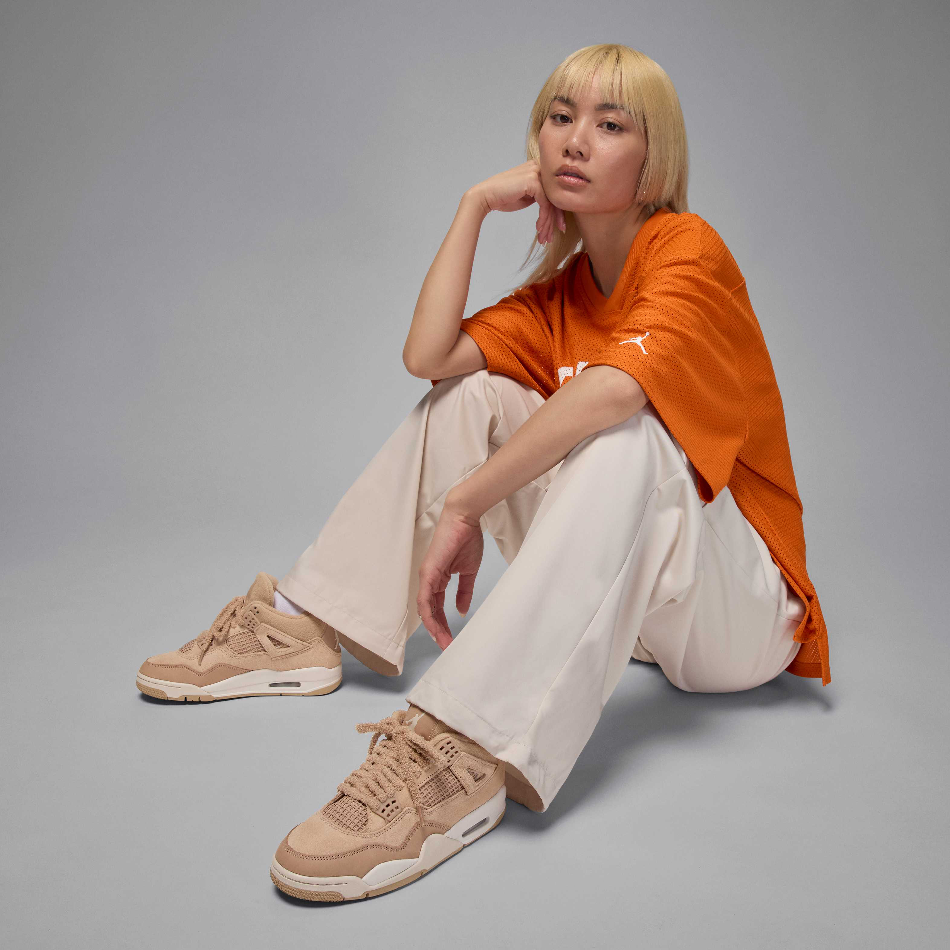 Air Jordan 4 Retro image number 9