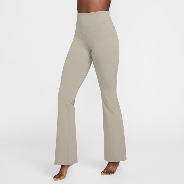 Nike Zenvy image number 2 Nike Zenvy image number 2