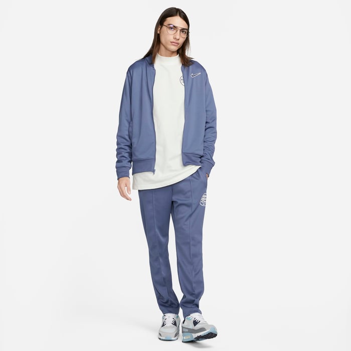 نايكي سبورتسوير تريند image number 4 نايكي سبورتسوير تريند image number 4