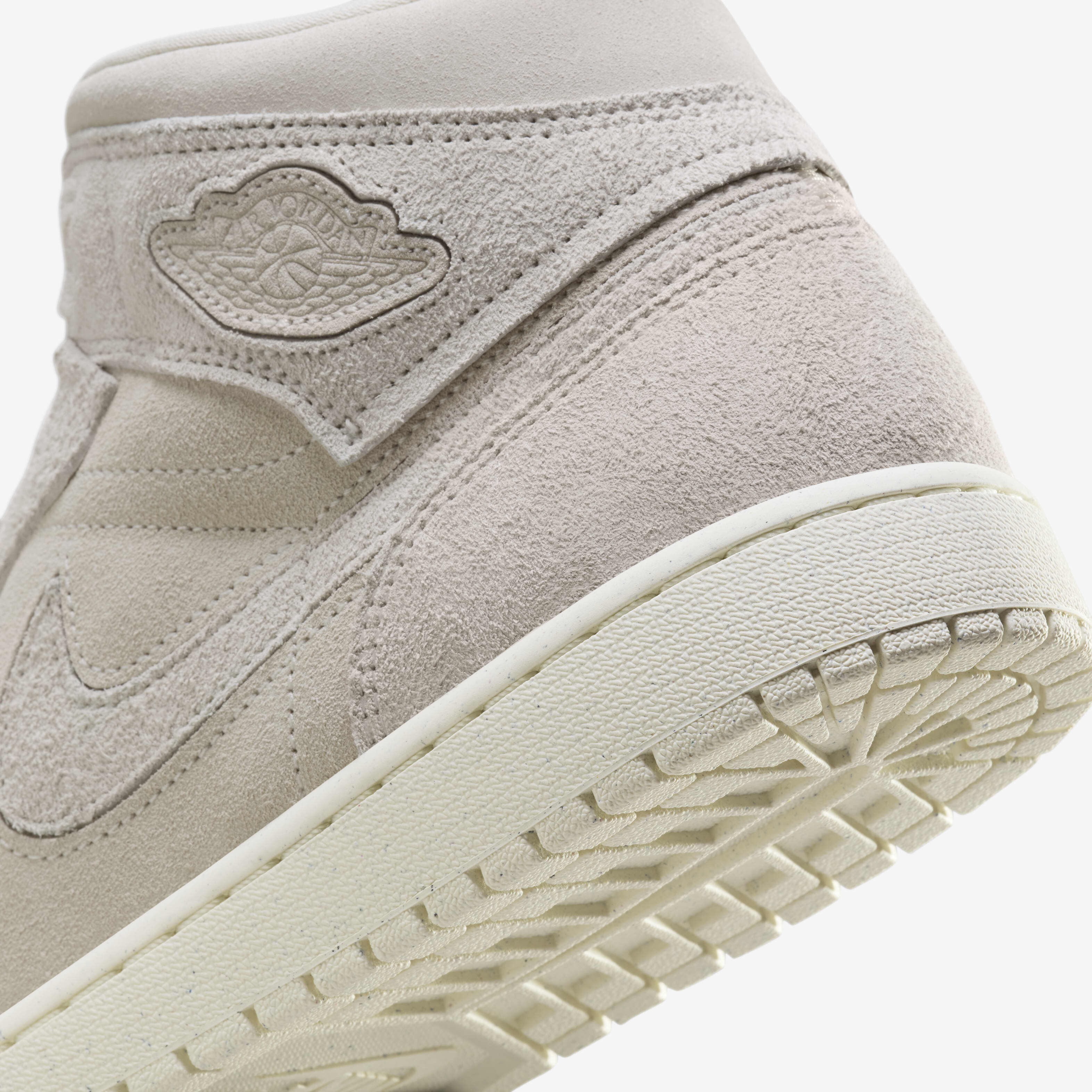 Buy Air Jordan 1 Mid SE Craft Men's Shoes - Pale Ivory