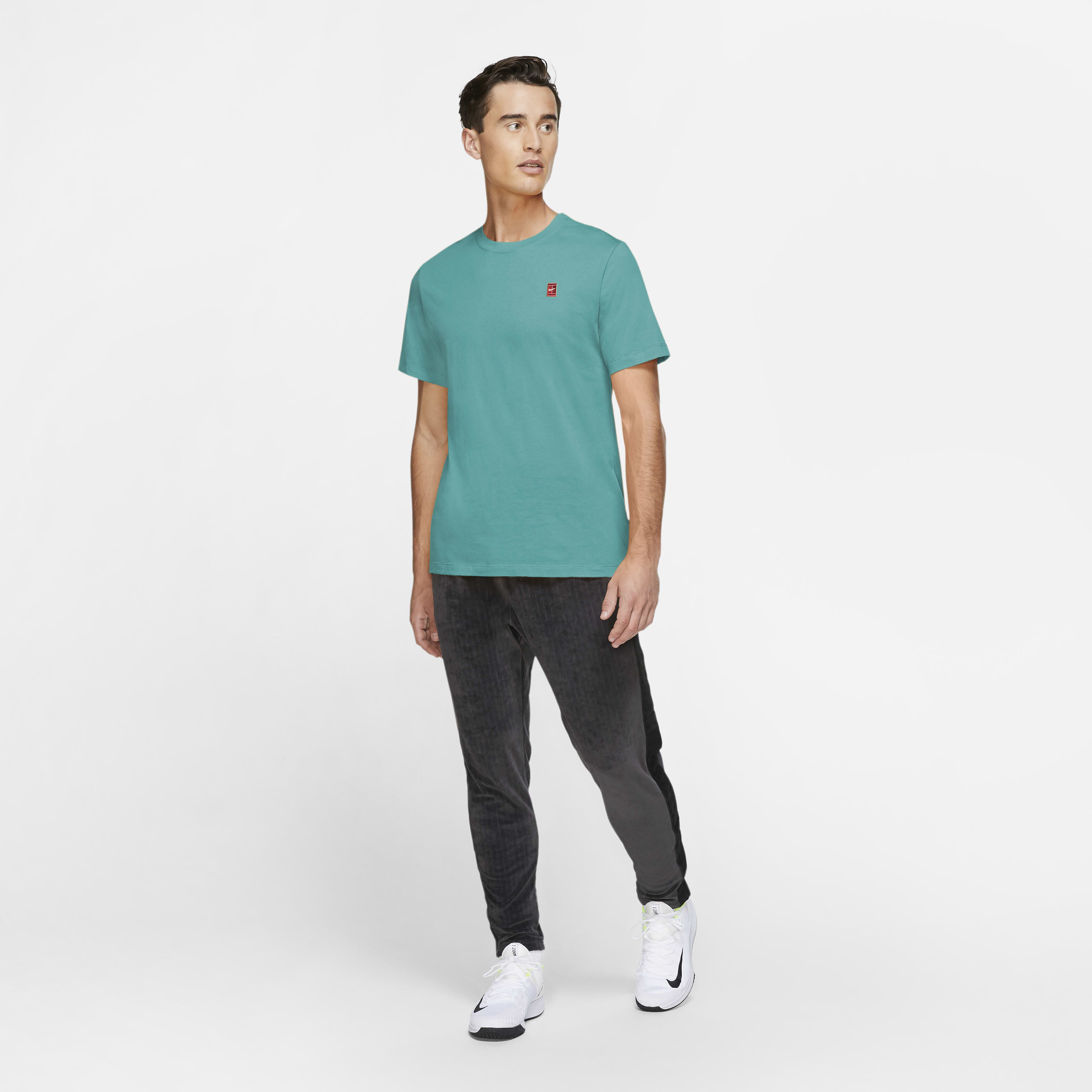 NikeCourt image number 2