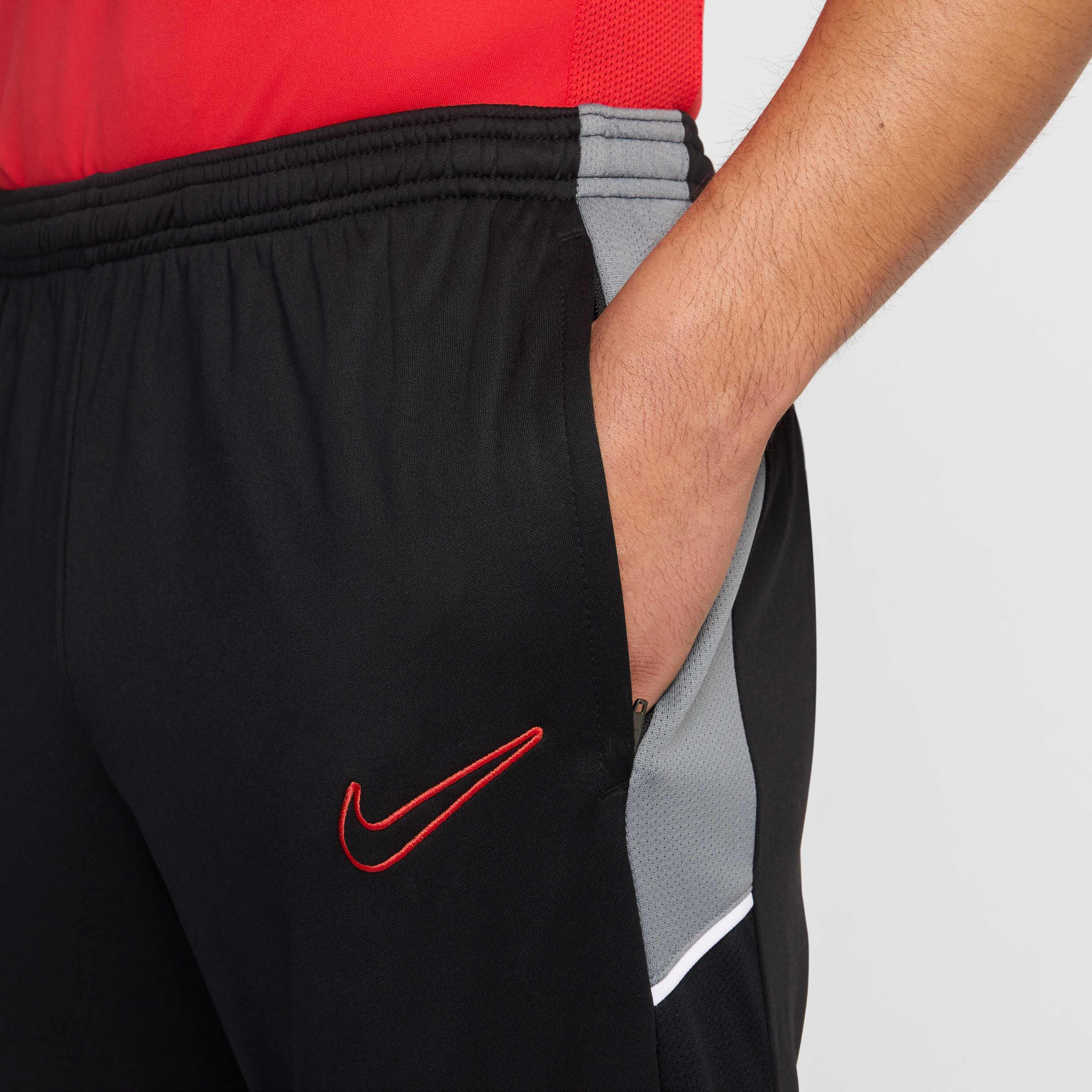 نايكي أكاديمي image number 3