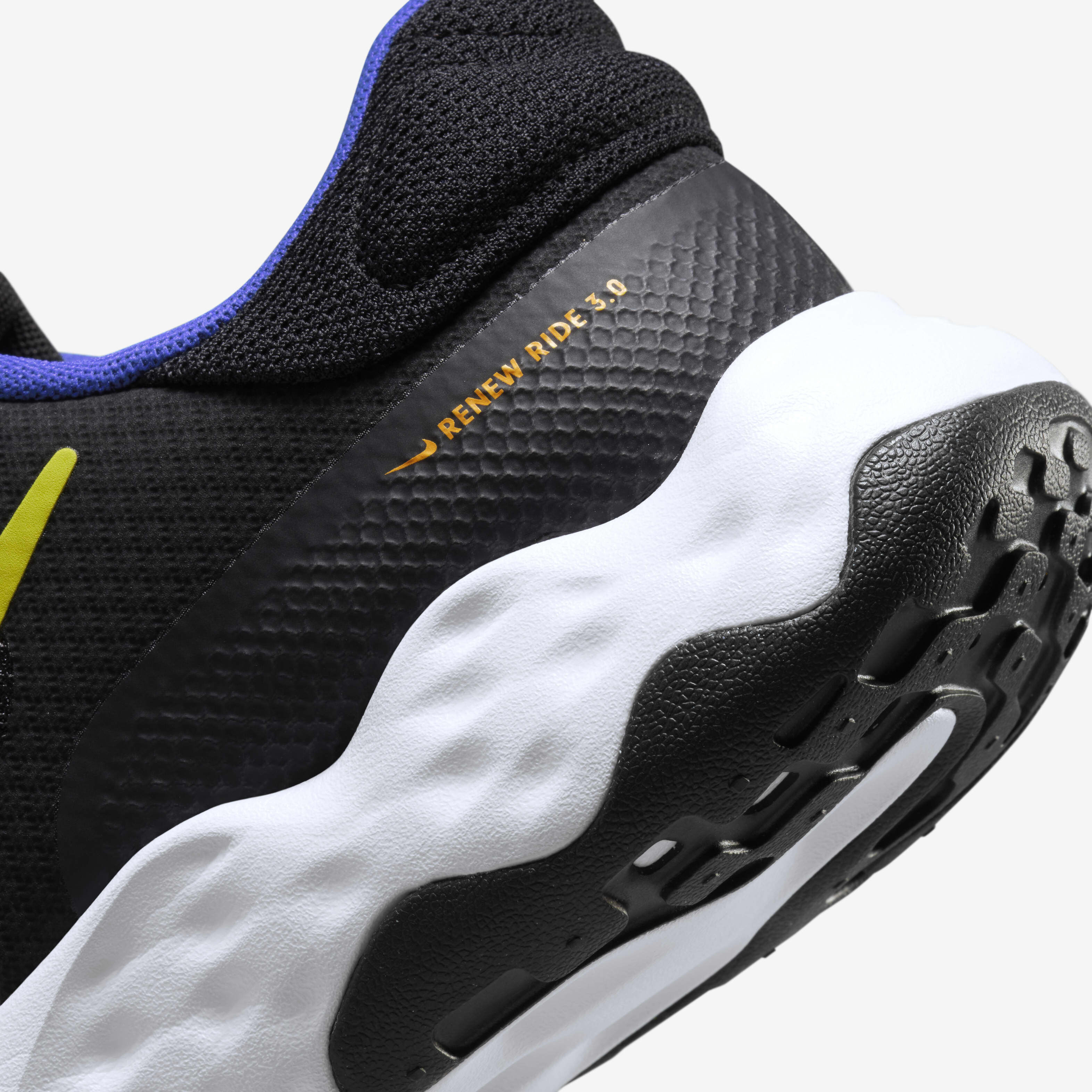 stussy huarache retail