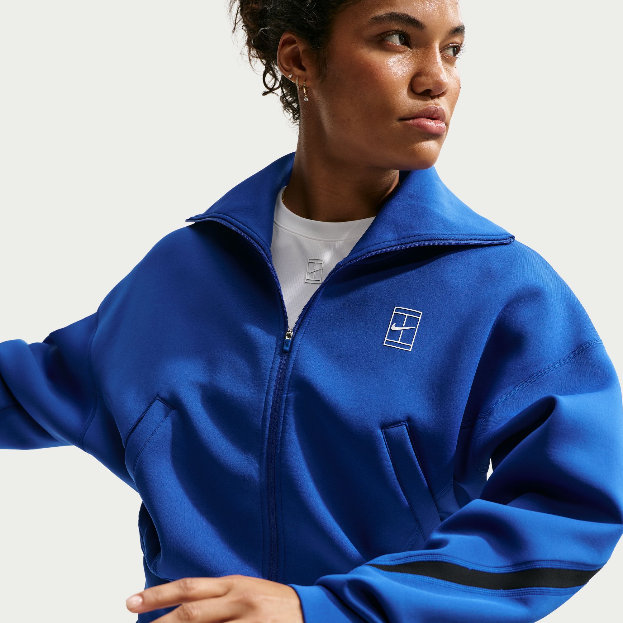 Nike Advantage image number 4