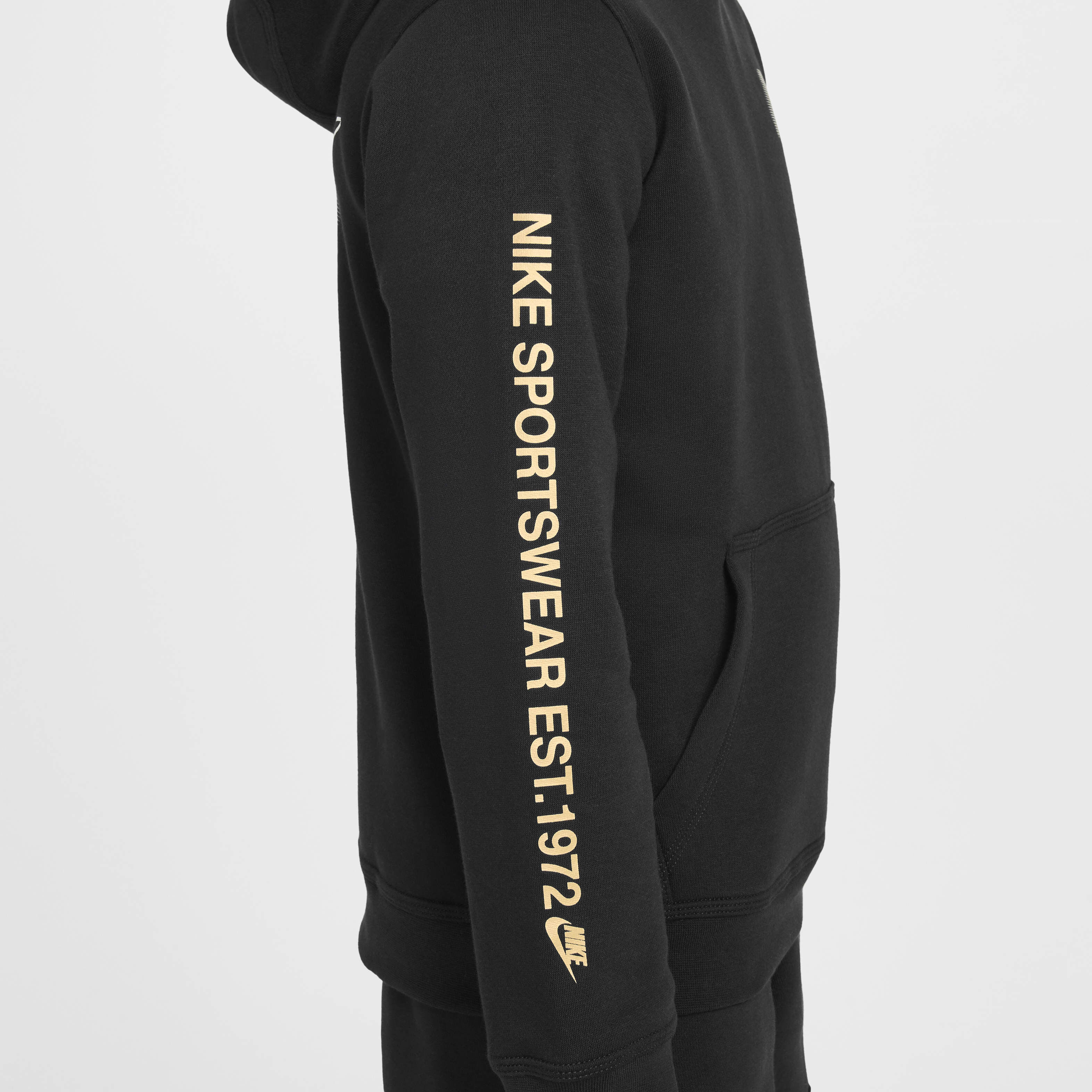 Nike Sportswear Standard Issue image number 4