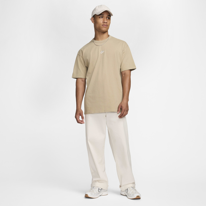 Nike Sportswear Premium Essentials image number 4 Nike Sportswear Premium Essentials image number 4