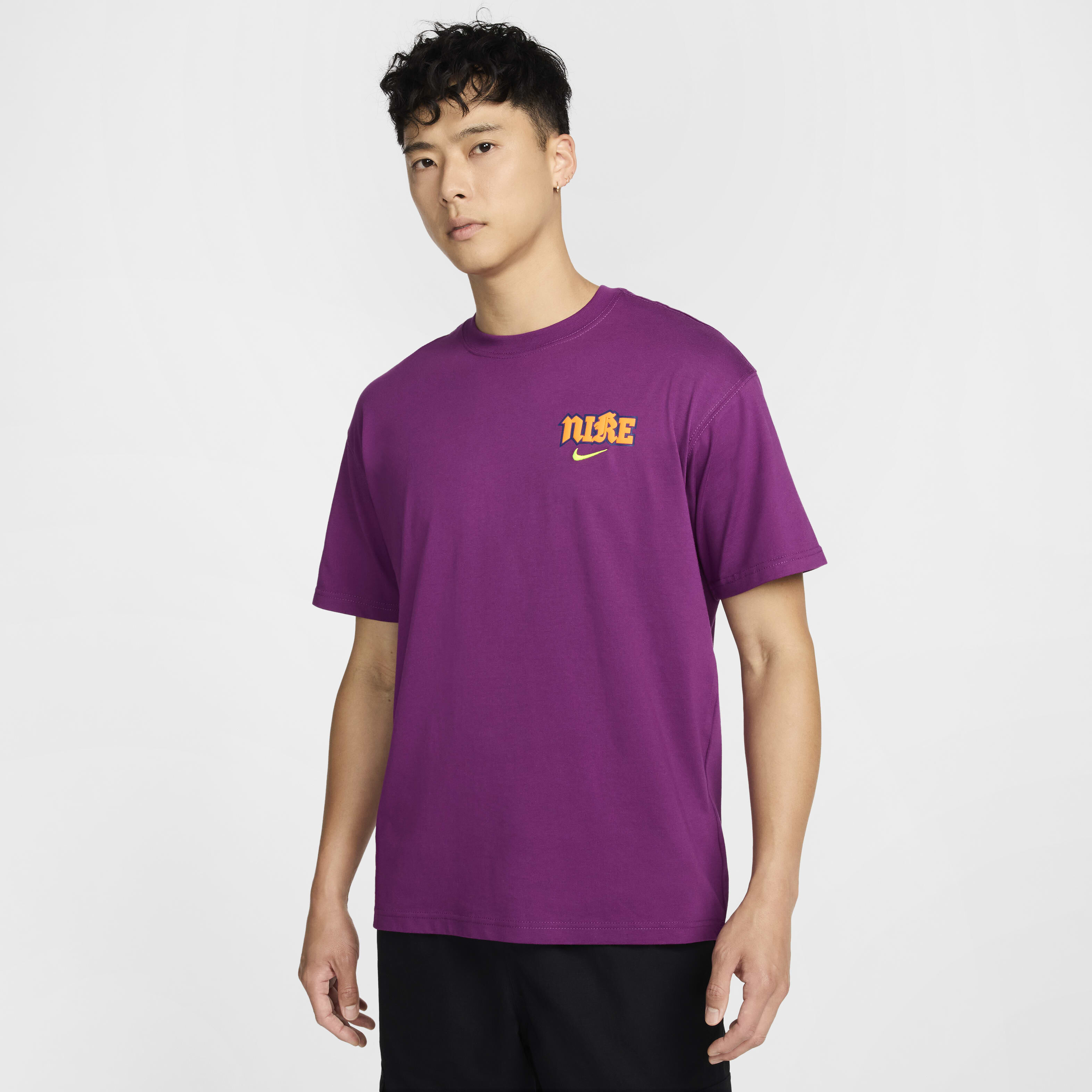 Buy Nike Sportswear Men's Max90 T-Shirt - White | Nike Kuwait Official