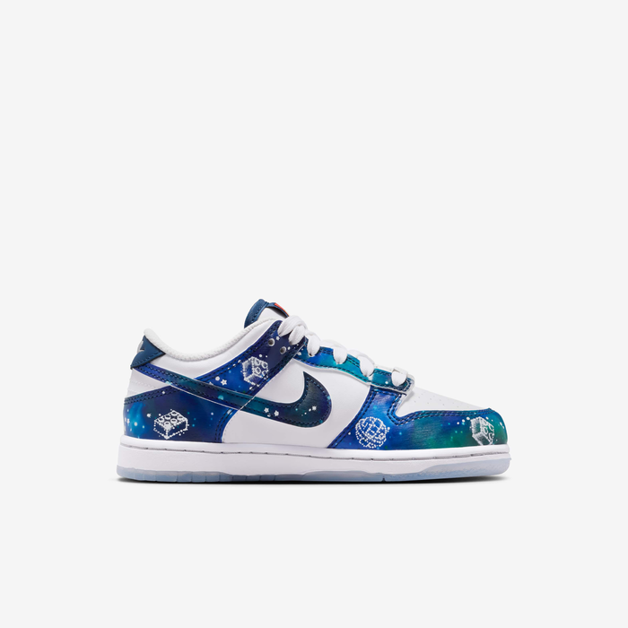 Nike Dunk Low x LEGO® Collection image number 2 Nike Dunk Low x LEGO® Collection image number 2
