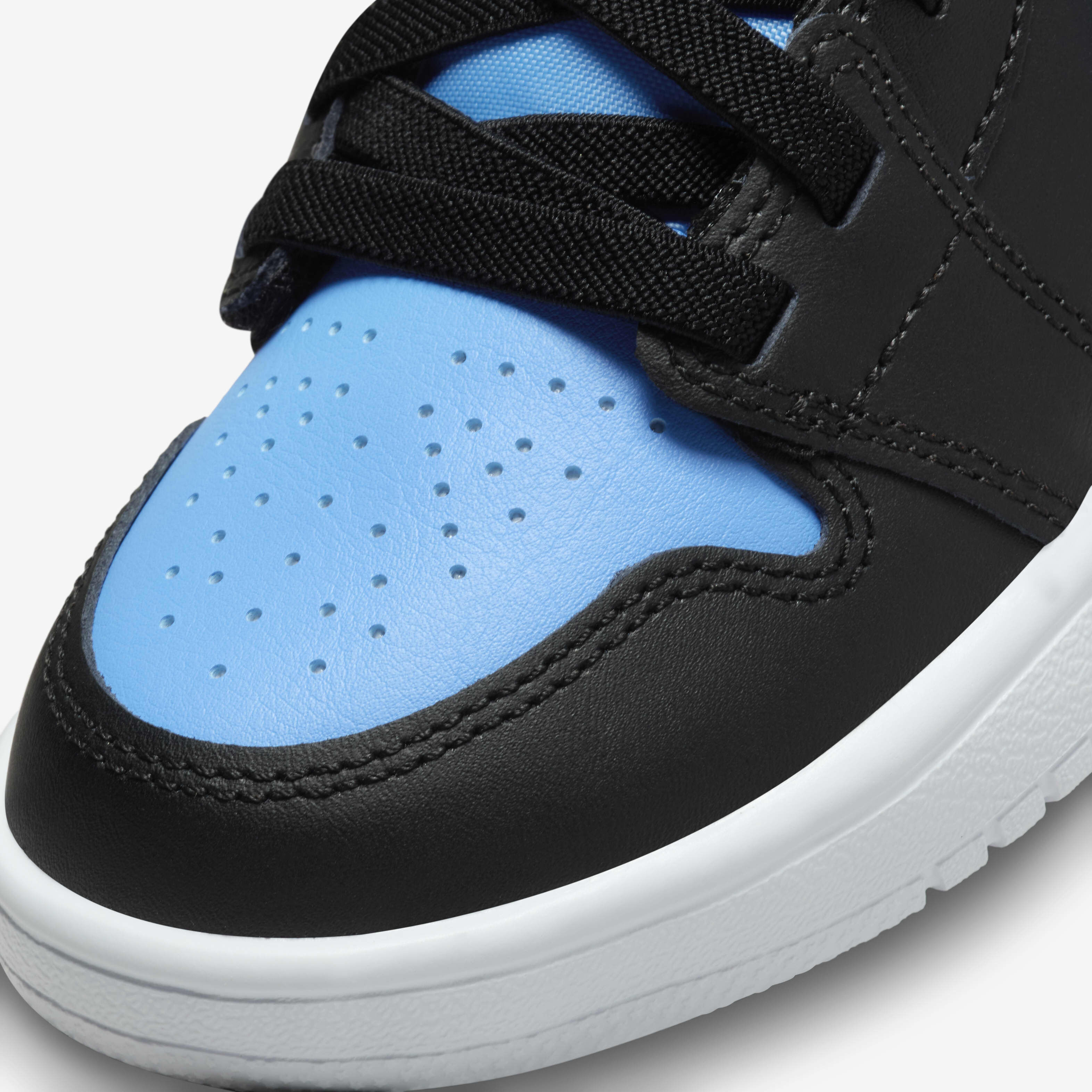 Jordan 1 Low Alt image number 6