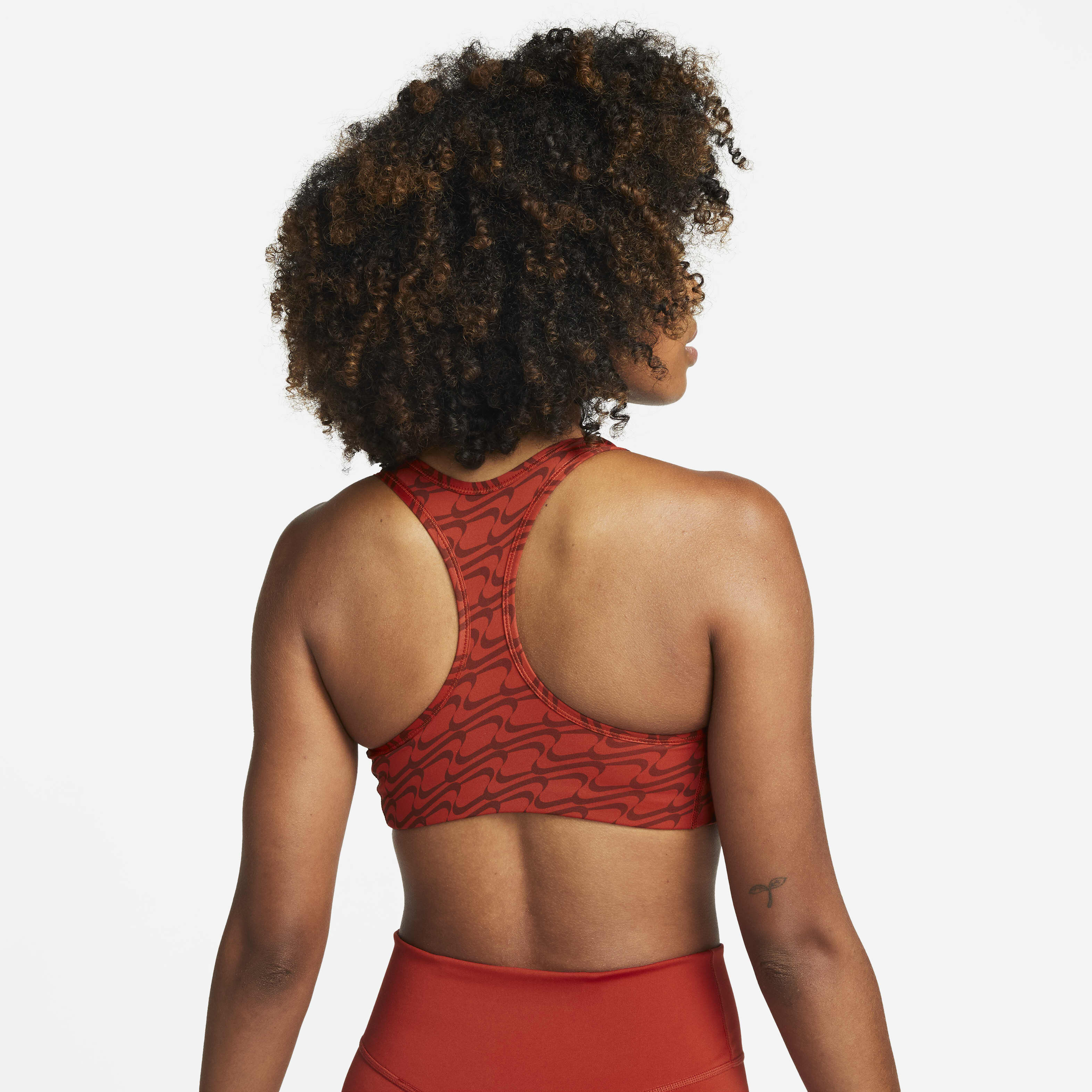 Nike Swoosh Icon Clash image number 1