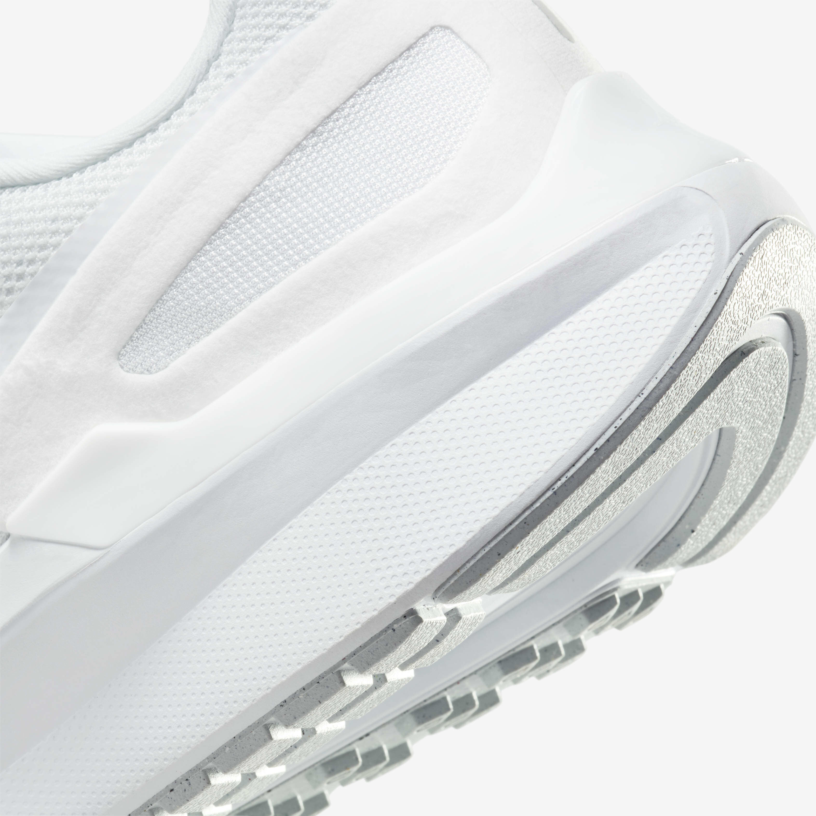 Buy Nike Structure 25 Men's Road Running Shoes - White/Pure Platinum/White  | Nike Kuwait Official