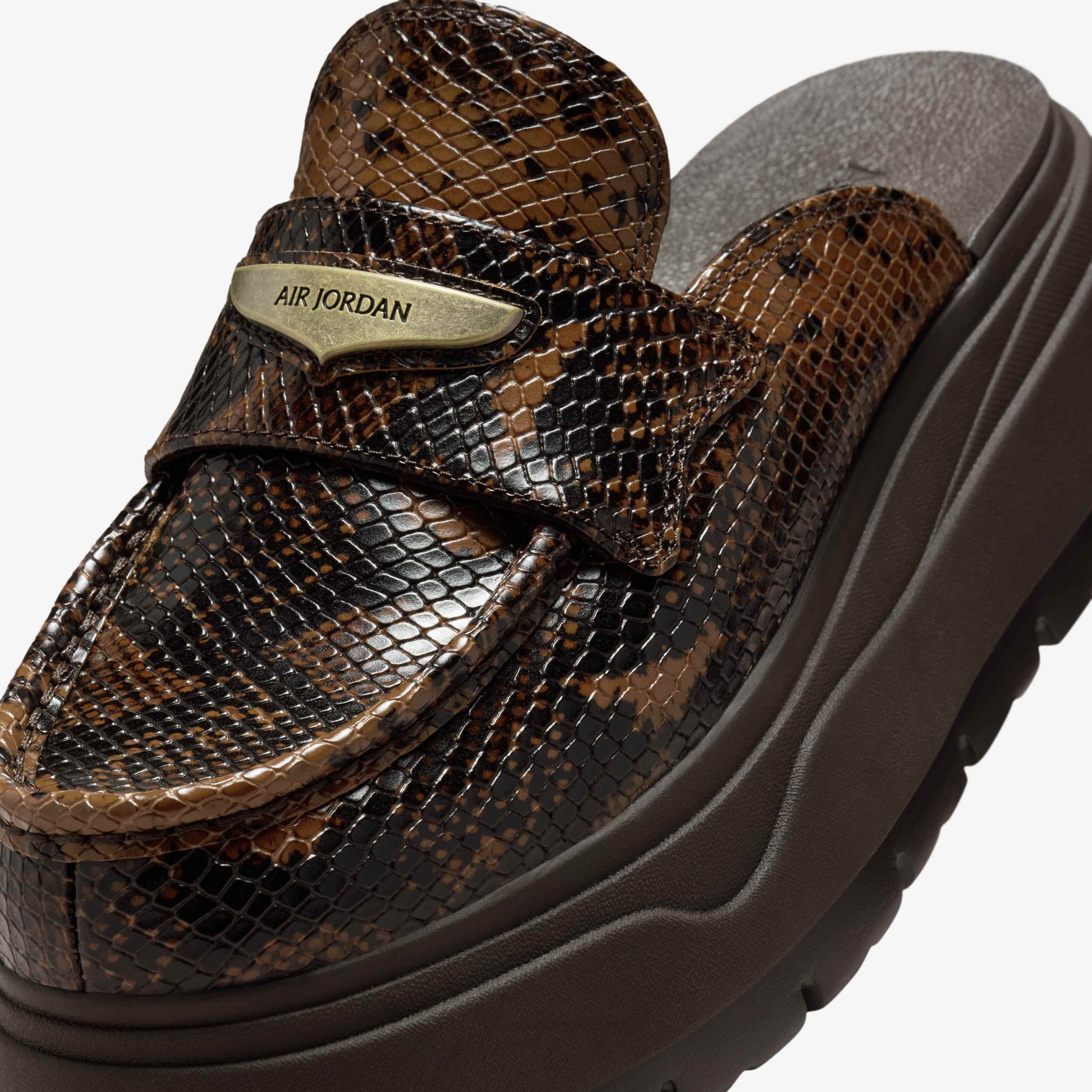 اير جوردن ميول SE image number 5