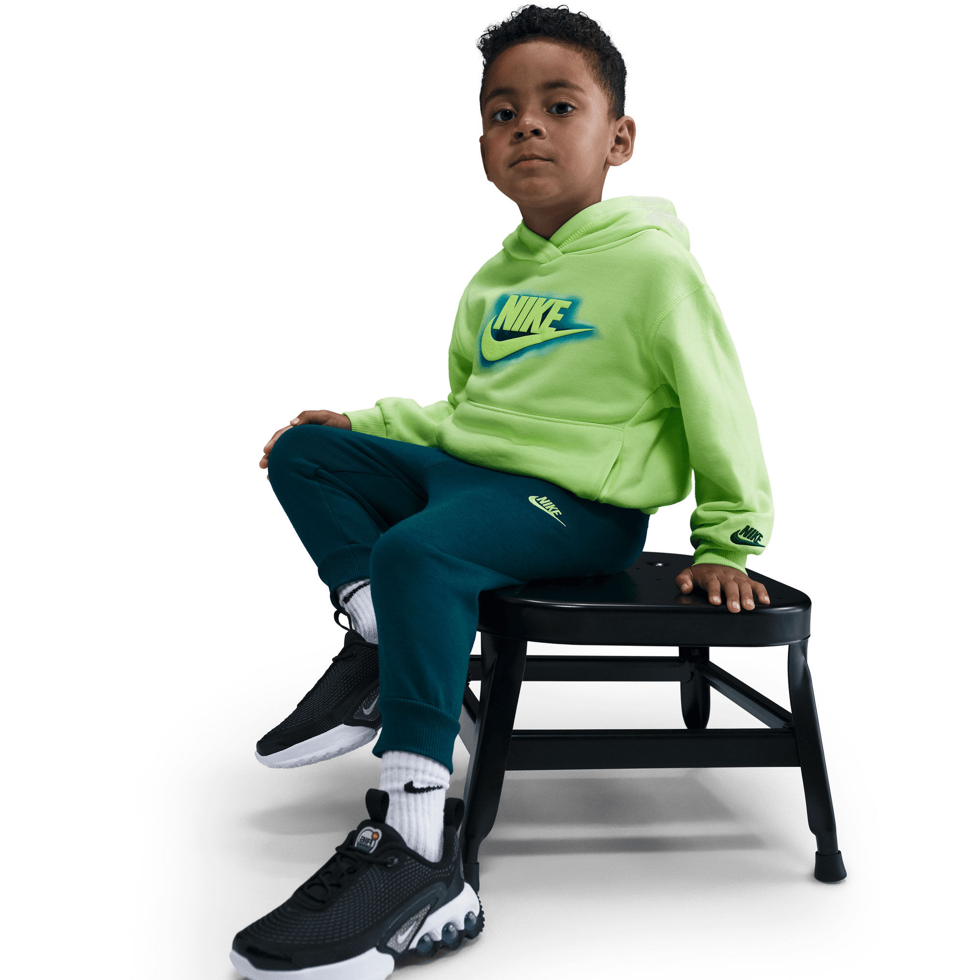 Nike Glow With Me image number 8