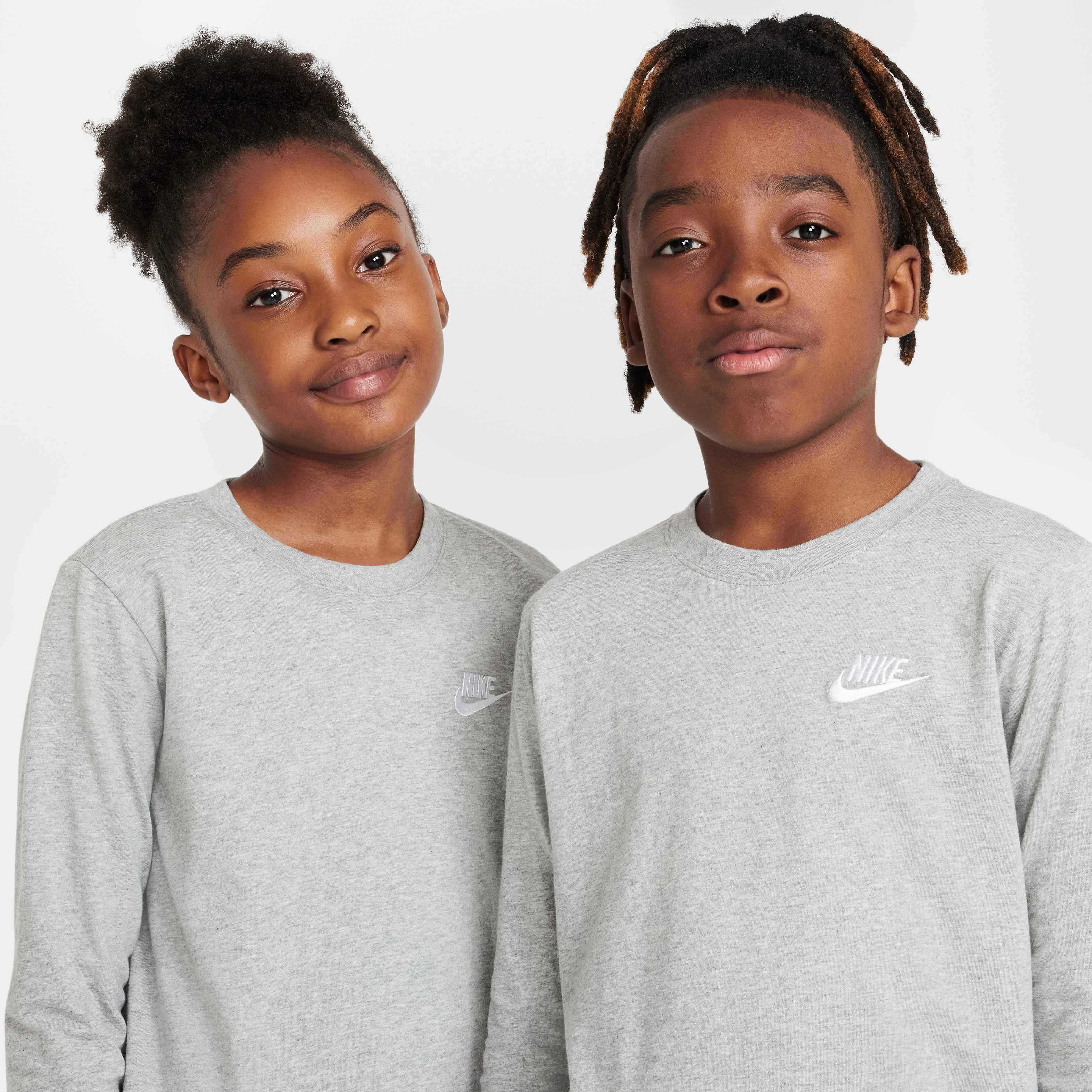 Nike Sportswear image number 2