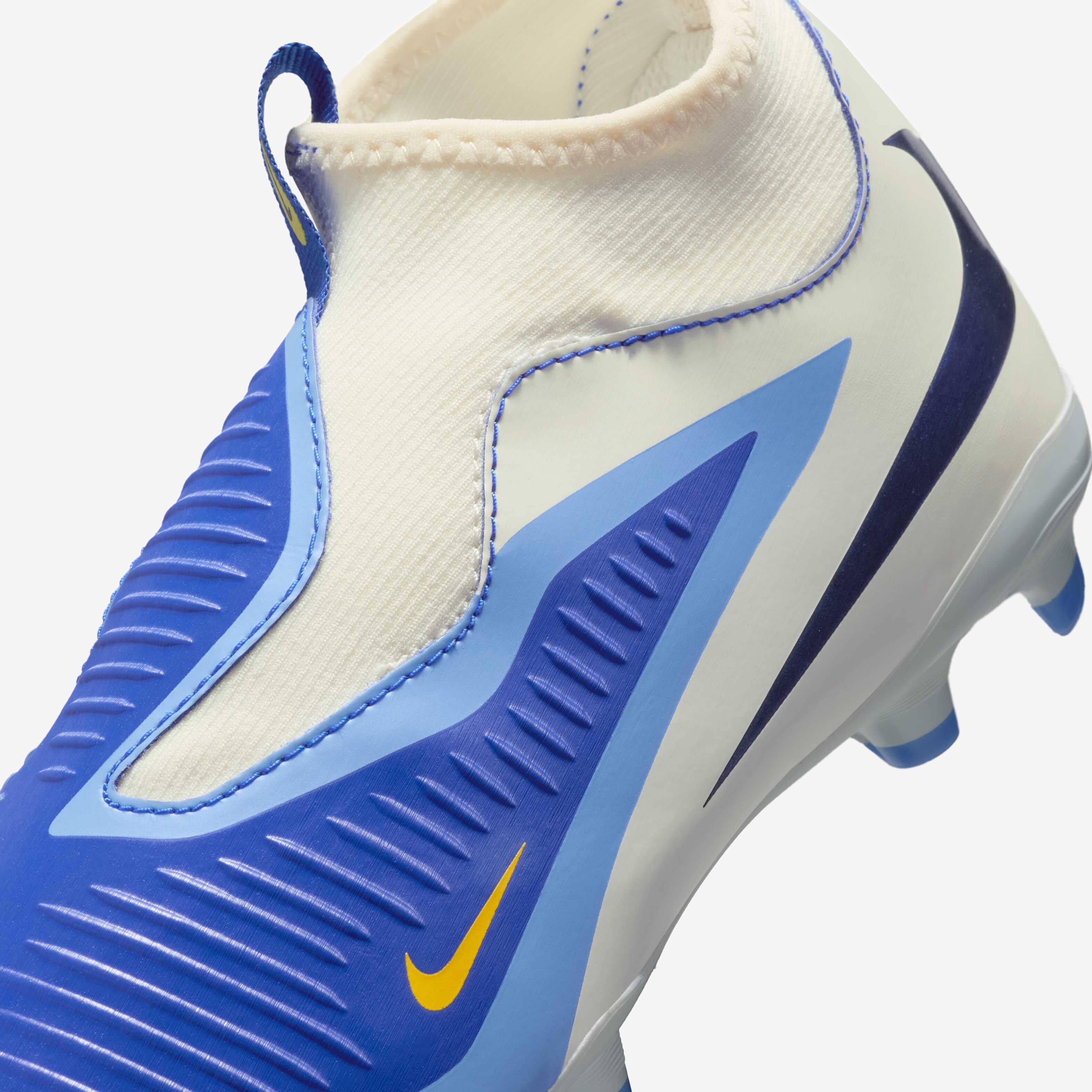 نايكي جينيور فانتوم 6 هاي أكاديمي LV8 image number 7