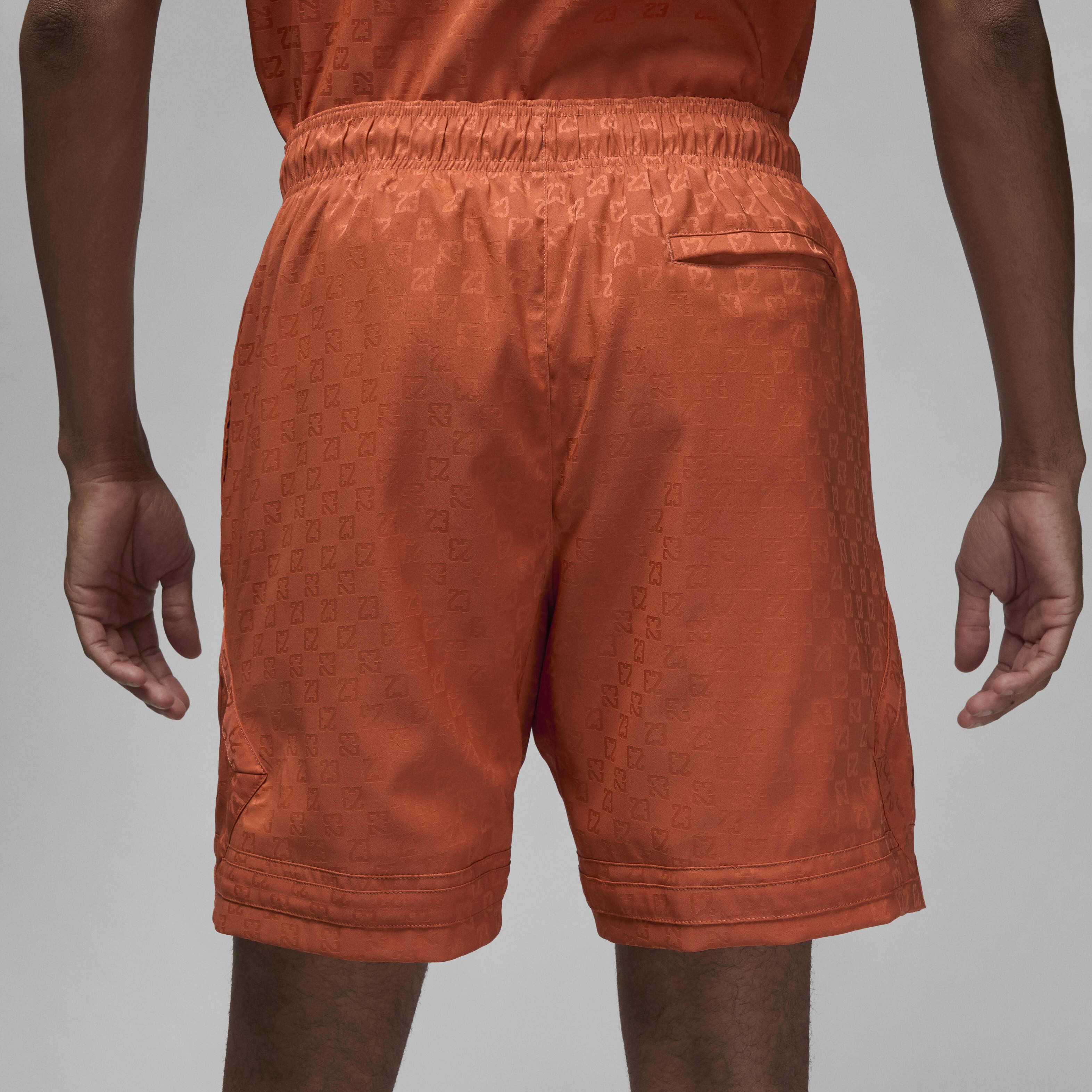 Jordan Essentials image number 2