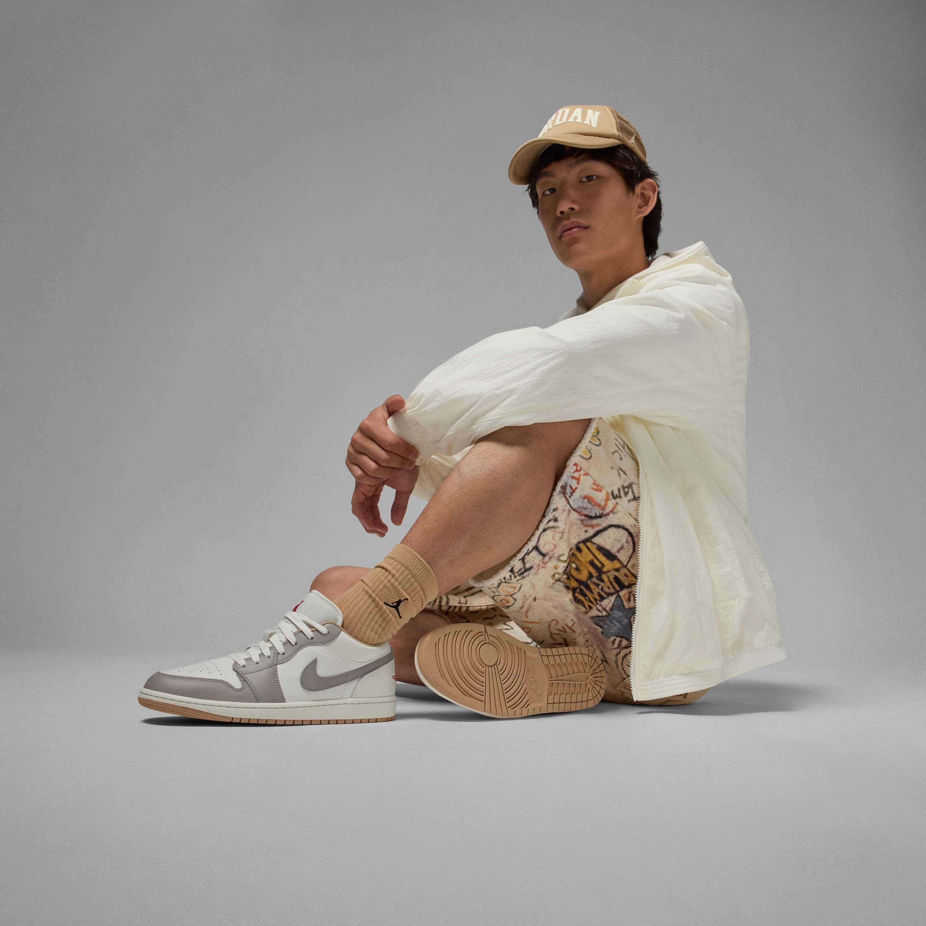 اير جوردن 1 لو image number 8