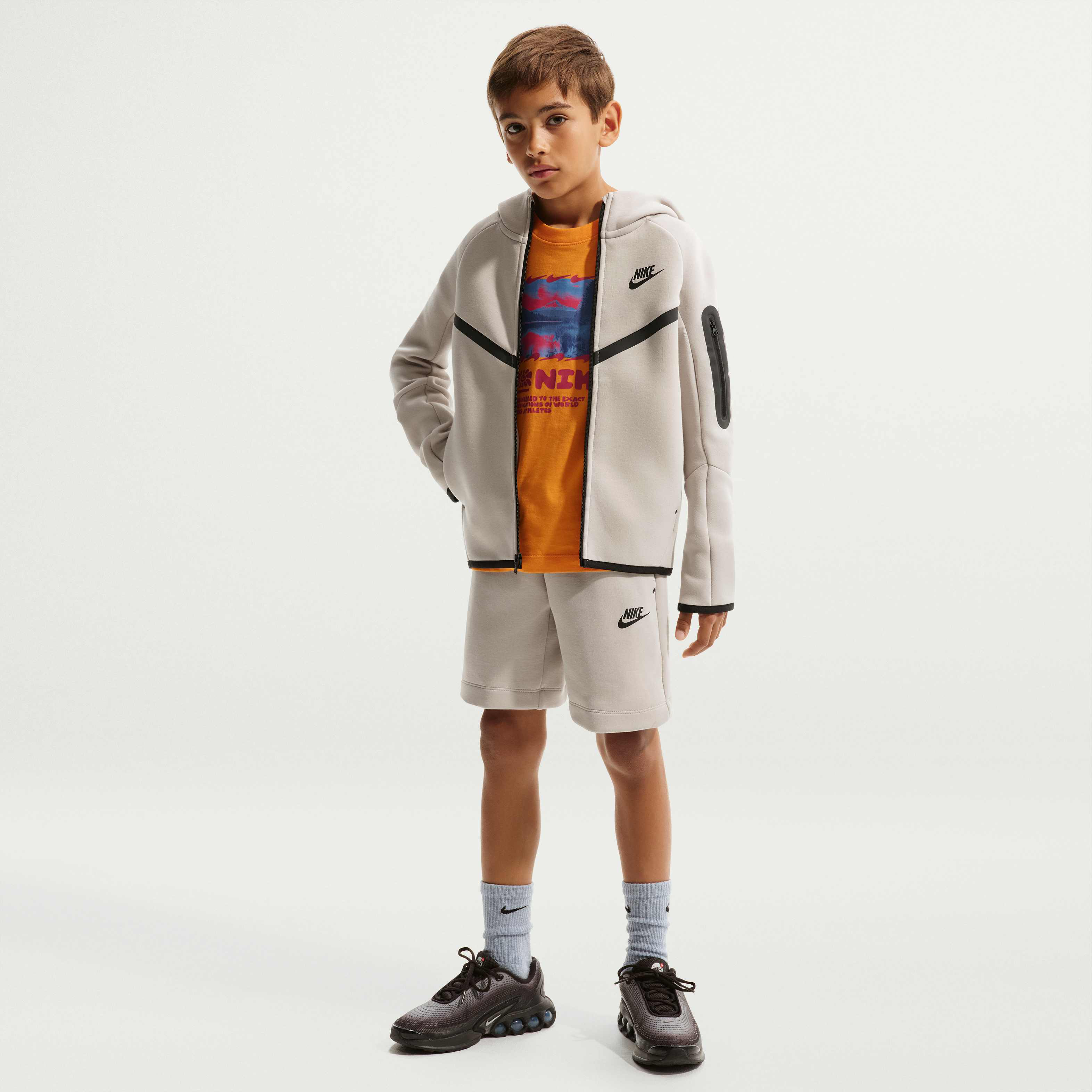 Nike Sportswear Tech Fleece image number 3