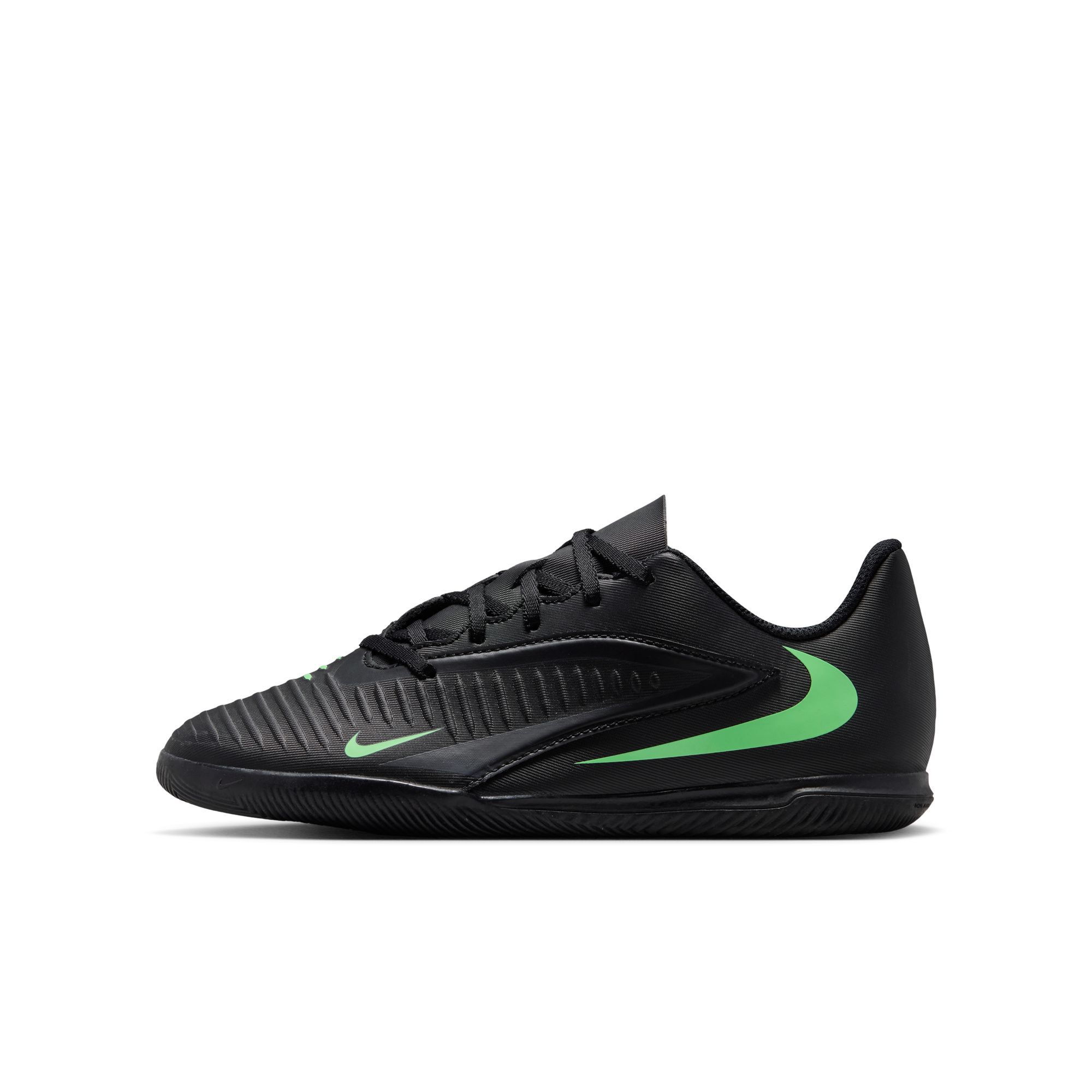 Nike Jr. Phantom 6 Low Club image number 0