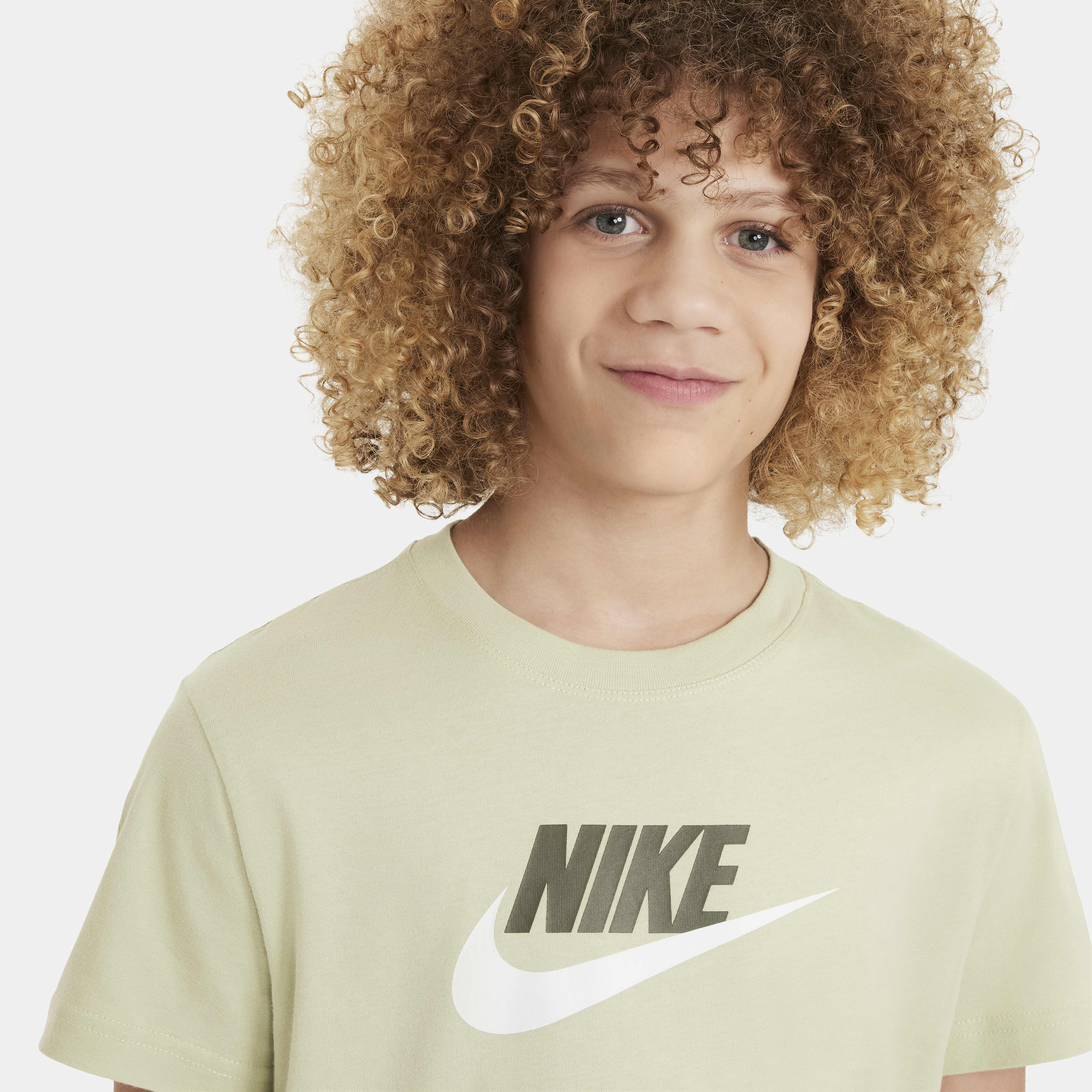 Nike Sportswear image number 2