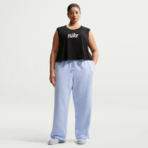 نايكي سبورتسوير فينيكس فليس