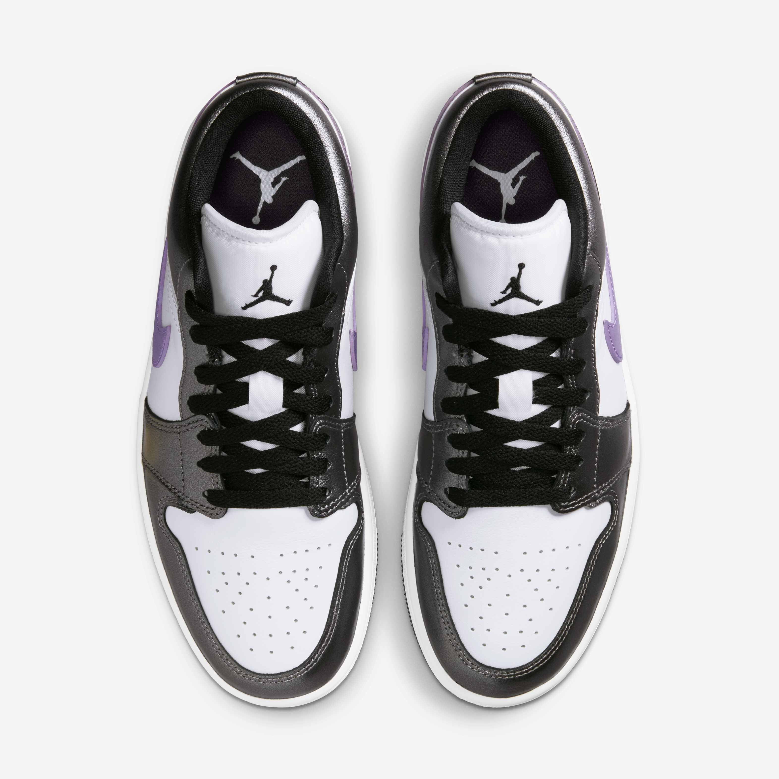 Air Jordan 1 Low SE image number 3