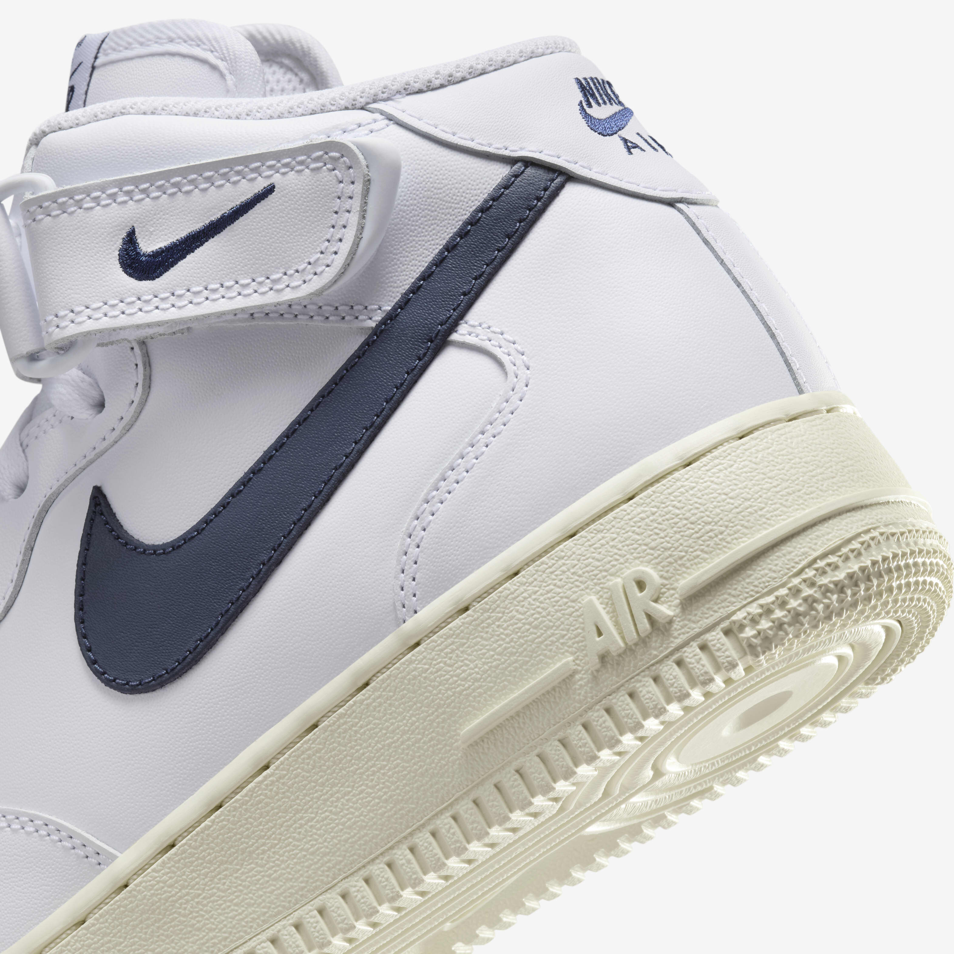 Buy Nike Air Force 1 07 Mid Women s Shoe Nike Kuwait Official