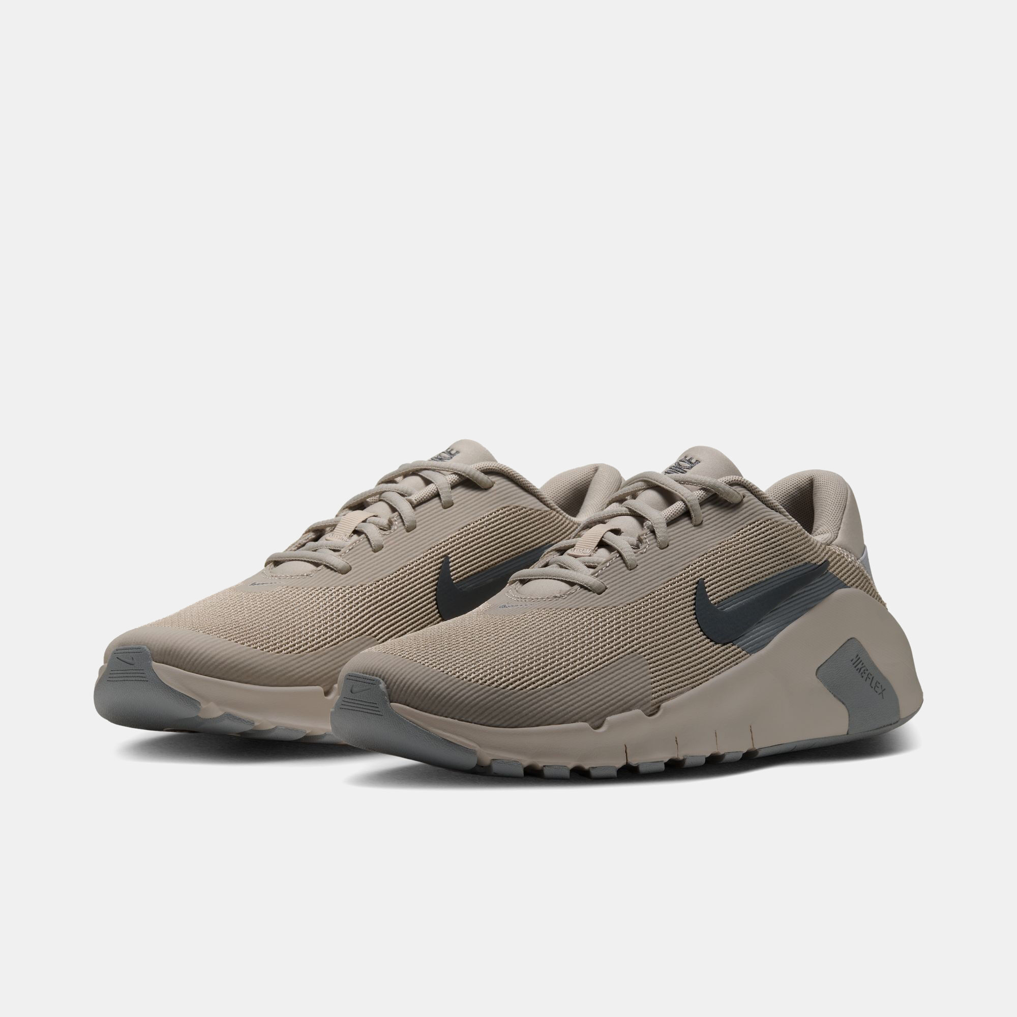 Nike Flex Train image number 2