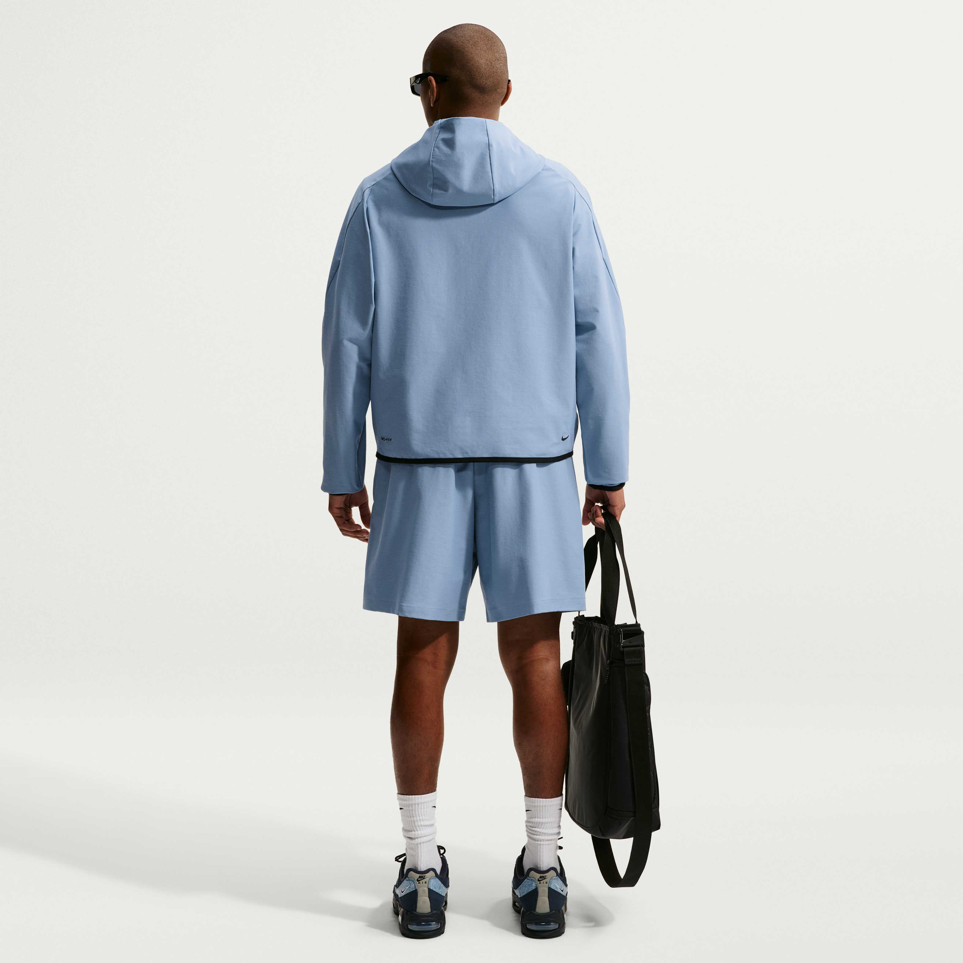 نايكي سبورتسوير تك image number 4