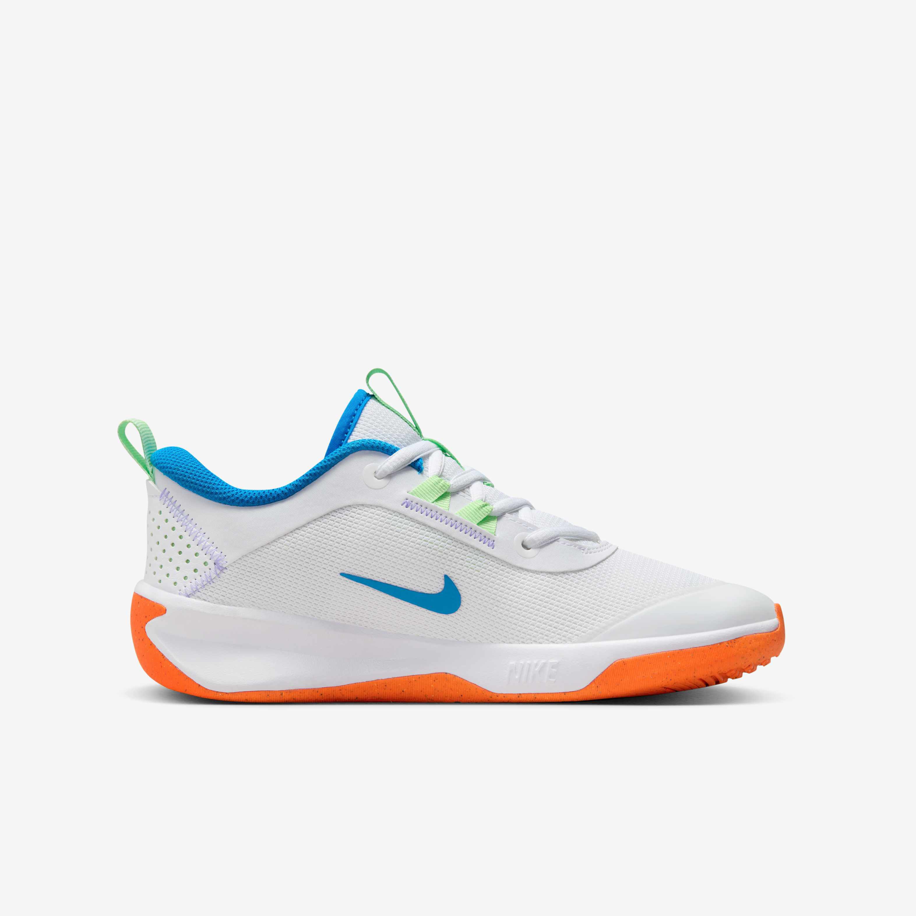 Nike Omni Multi-Court image number 2