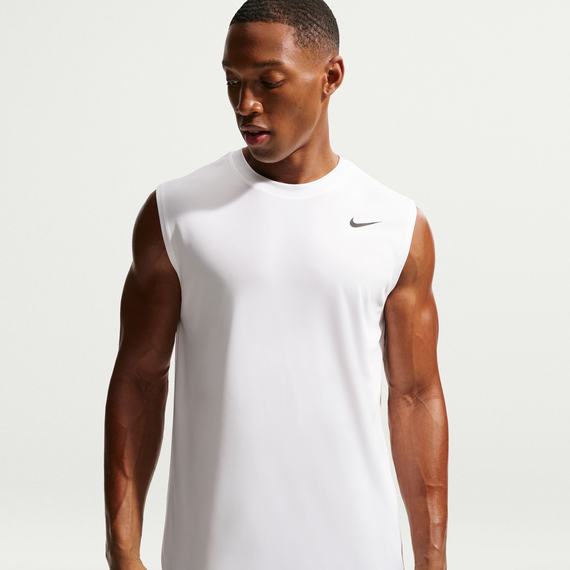 Nike image number 2