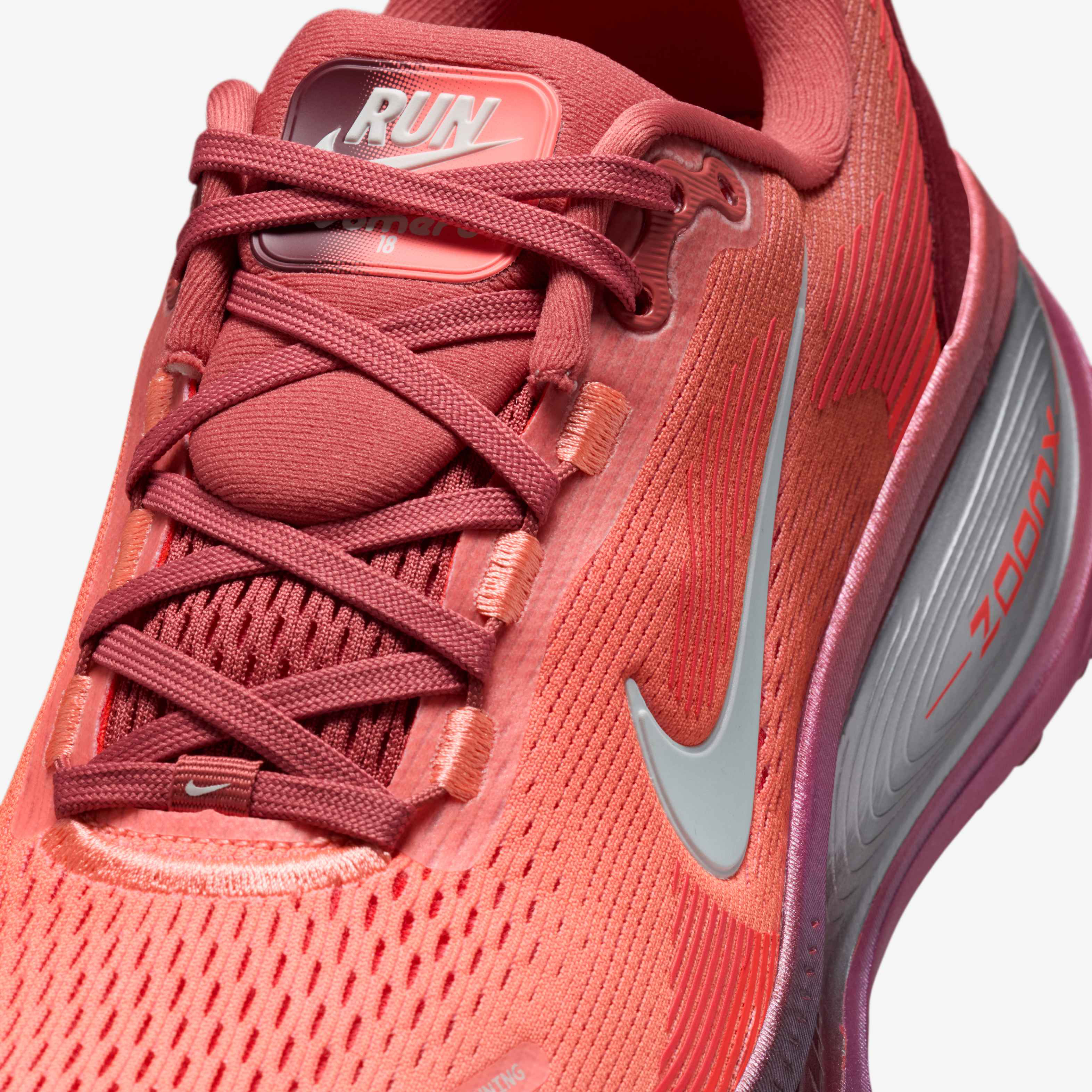 Nike Vomero 18 SE image number 6